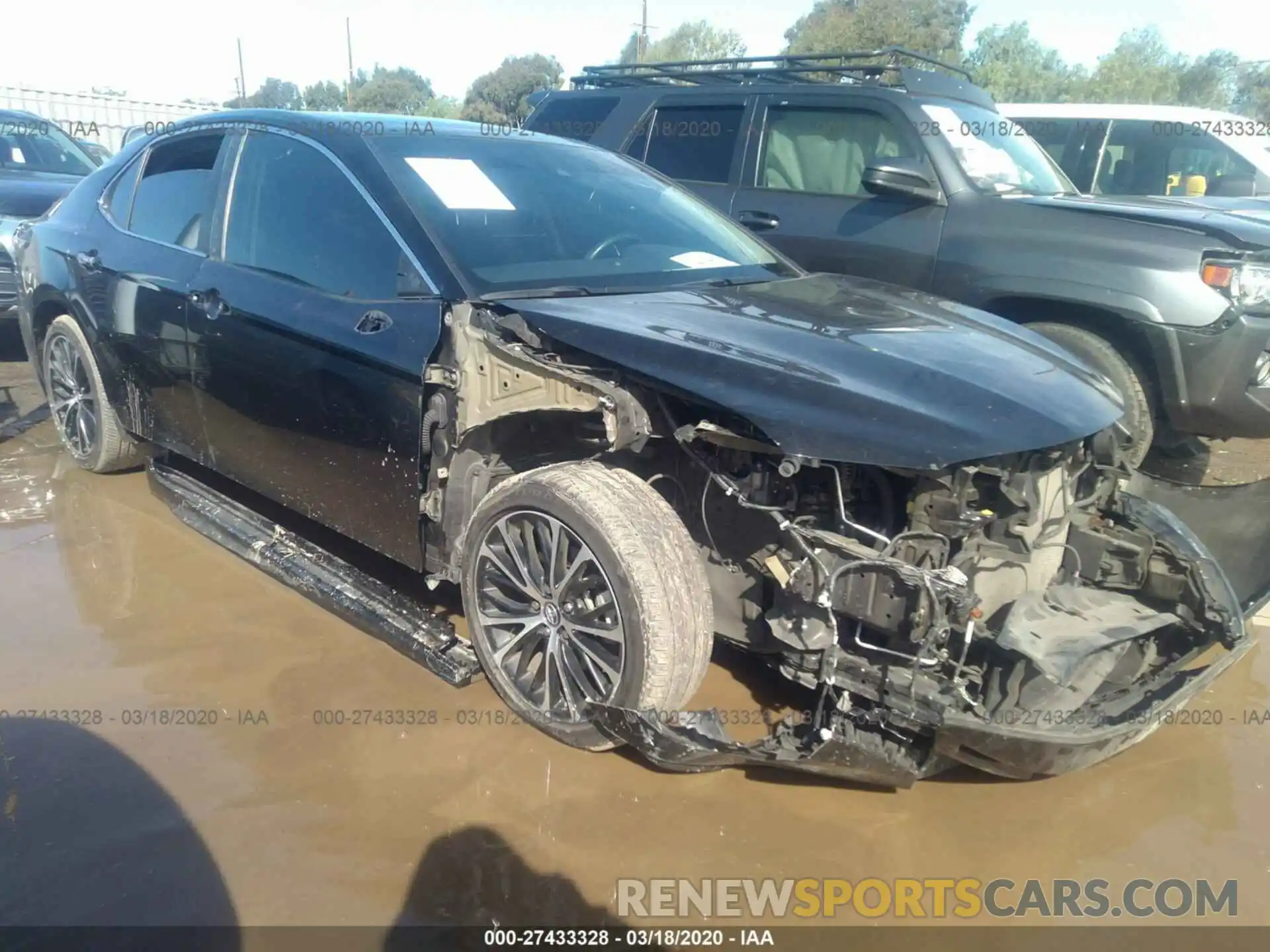 1 Photograph of a damaged car 4T1B11HK7KU163091 TOYOTA CAMRY 2019