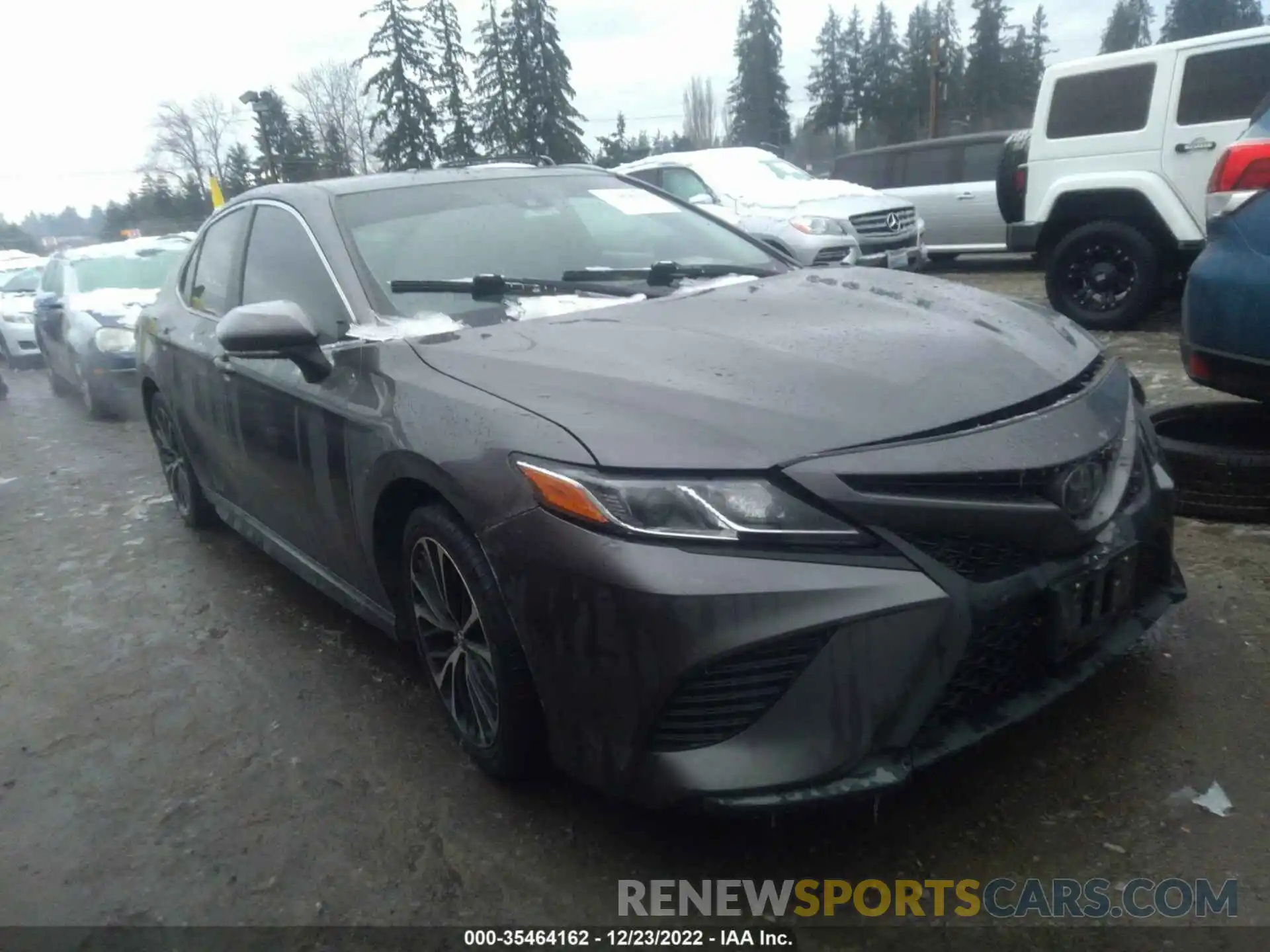 1 Photograph of a damaged car 4T1B11HK7KU163401 TOYOTA CAMRY 2019