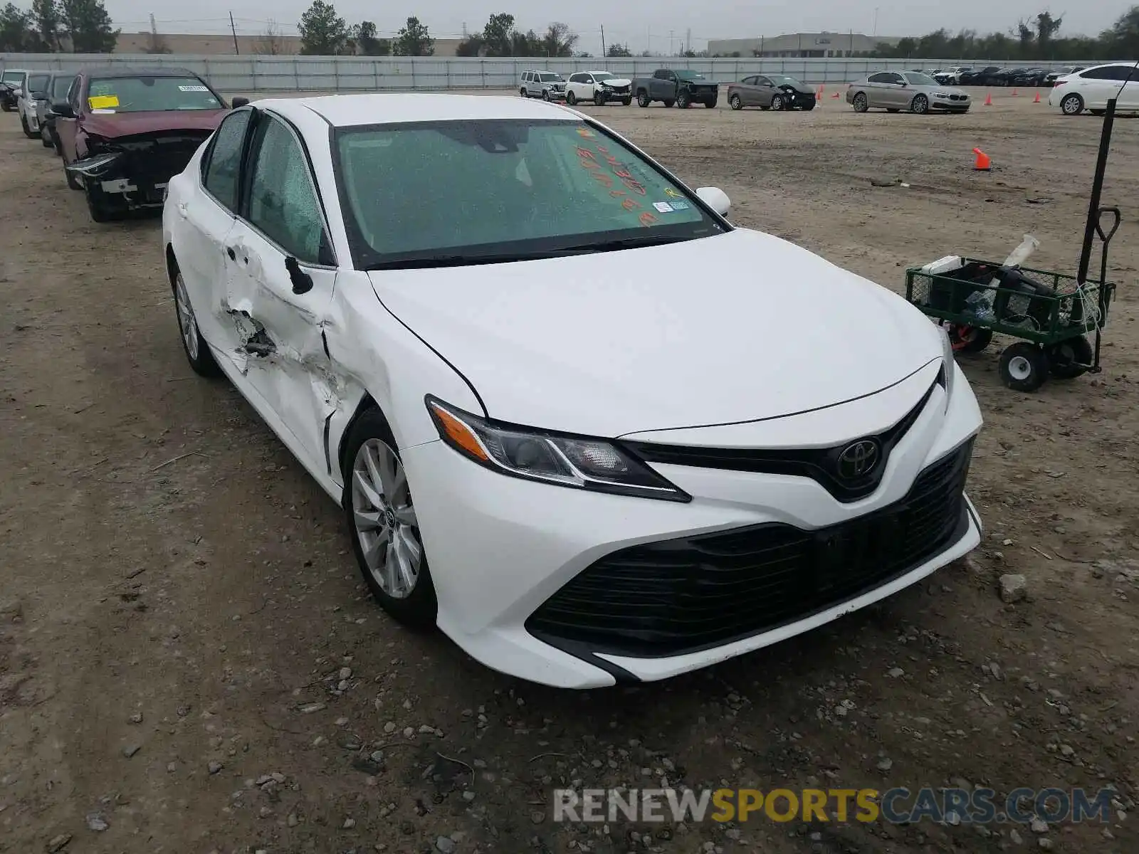 1 Photograph of a damaged car 4T1B11HK7KU163415 TOYOTA CAMRY 2019