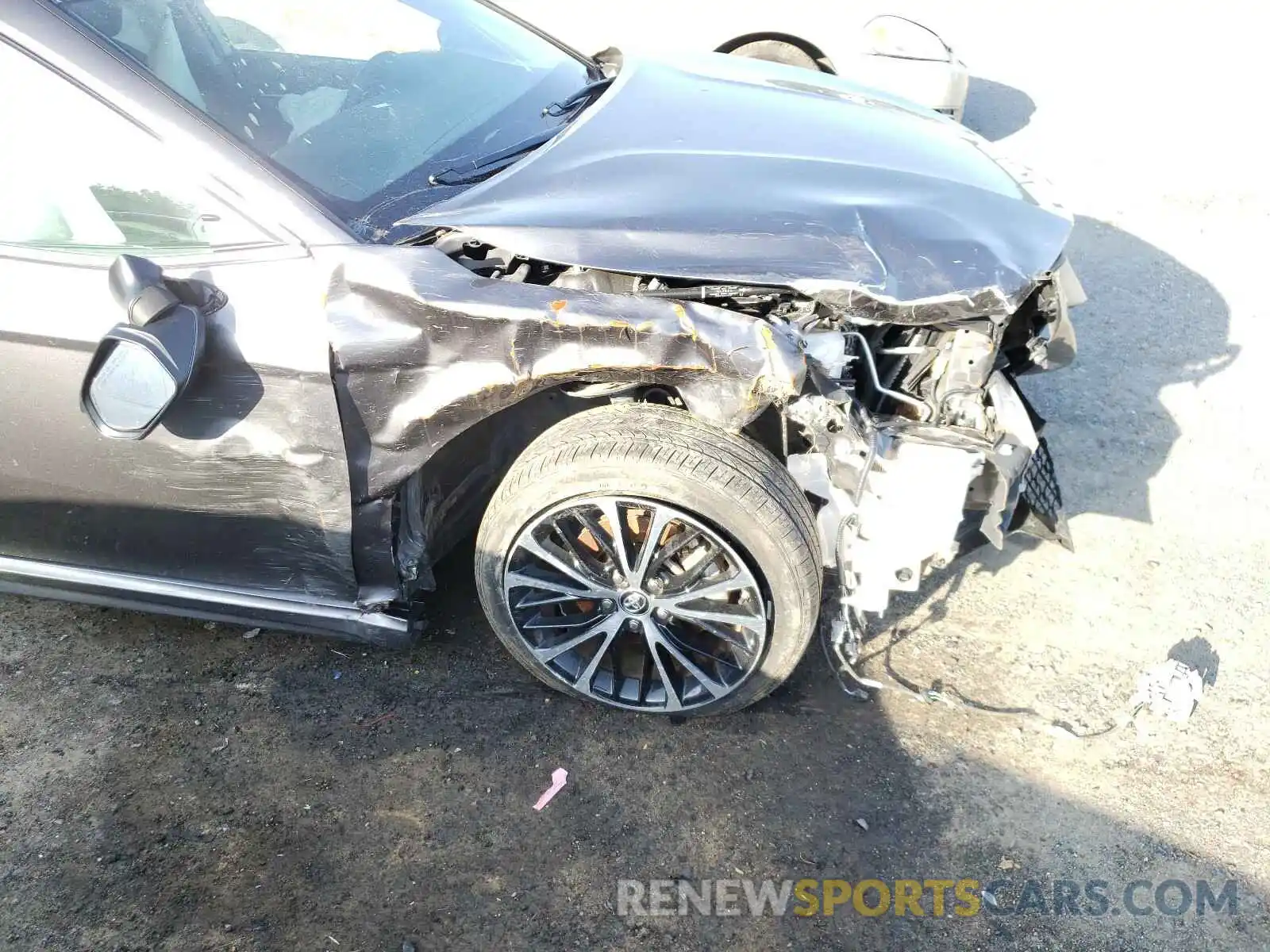 9 Photograph of a damaged car 4T1B11HK7KU165620 TOYOTA CAMRY 2019