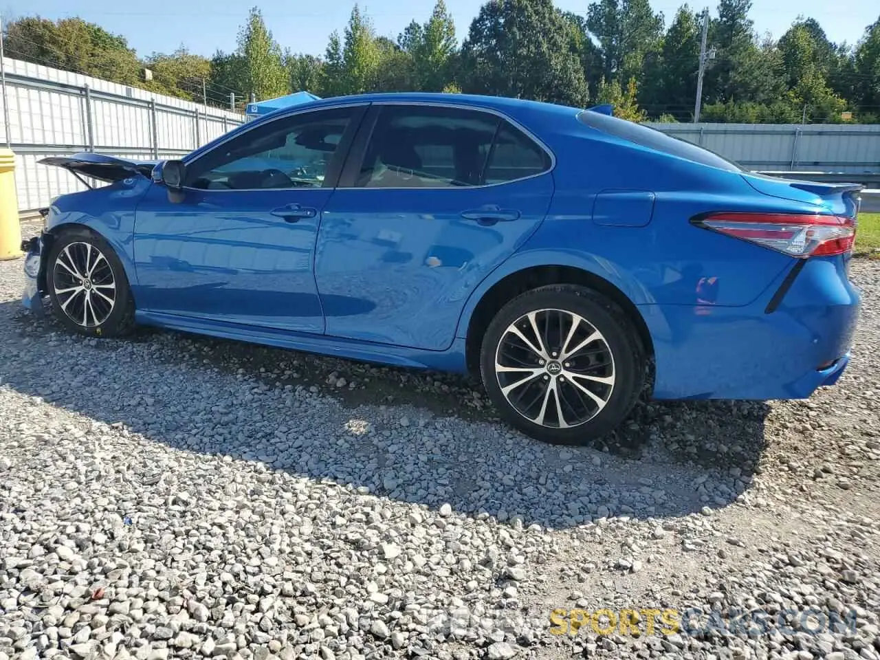2 Photograph of a damaged car 4T1B11HK7KU165715 TOYOTA CAMRY 2019