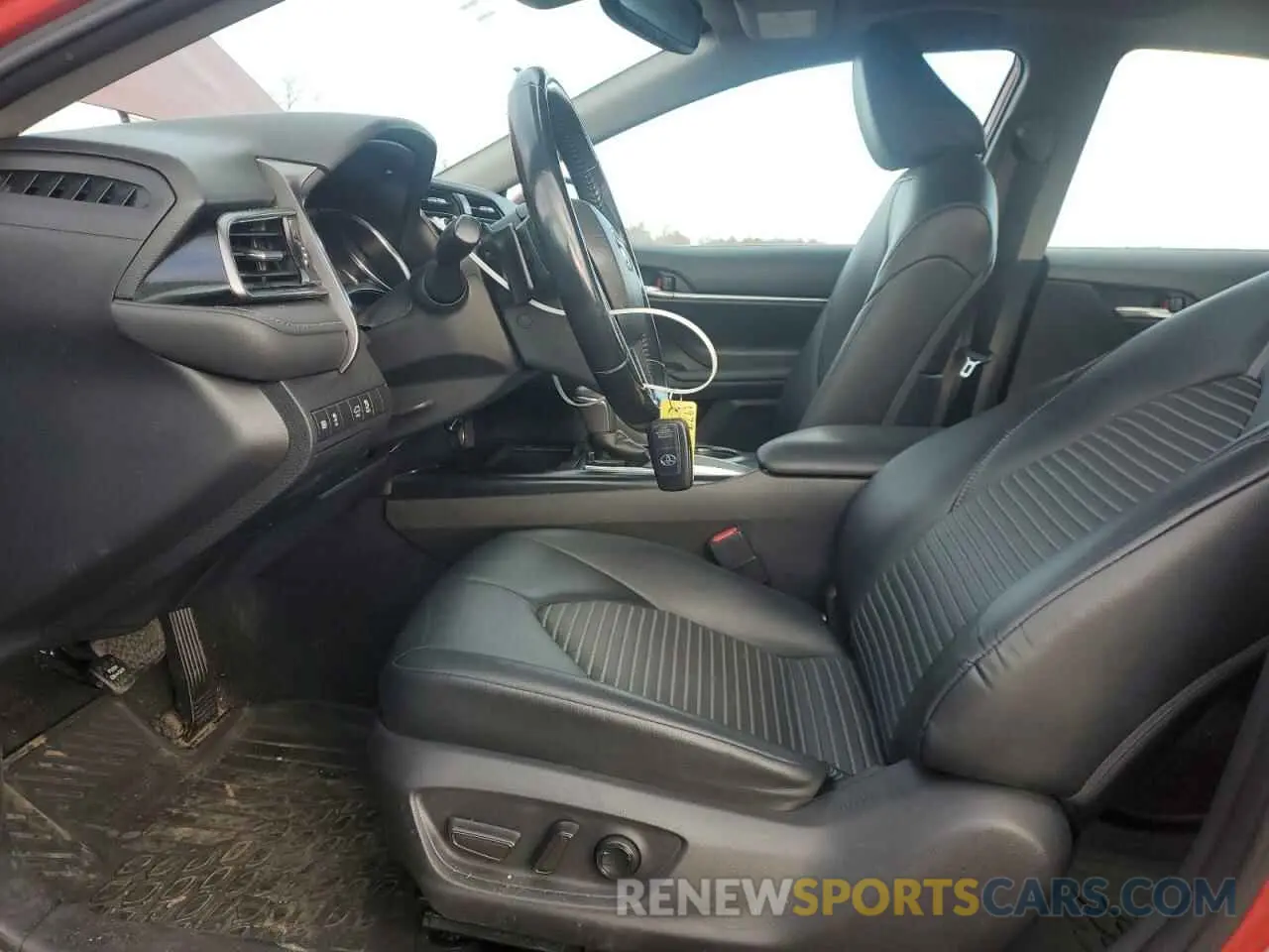 7 Photograph of a damaged car 4T1B11HK7KU167190 TOYOTA CAMRY 2019