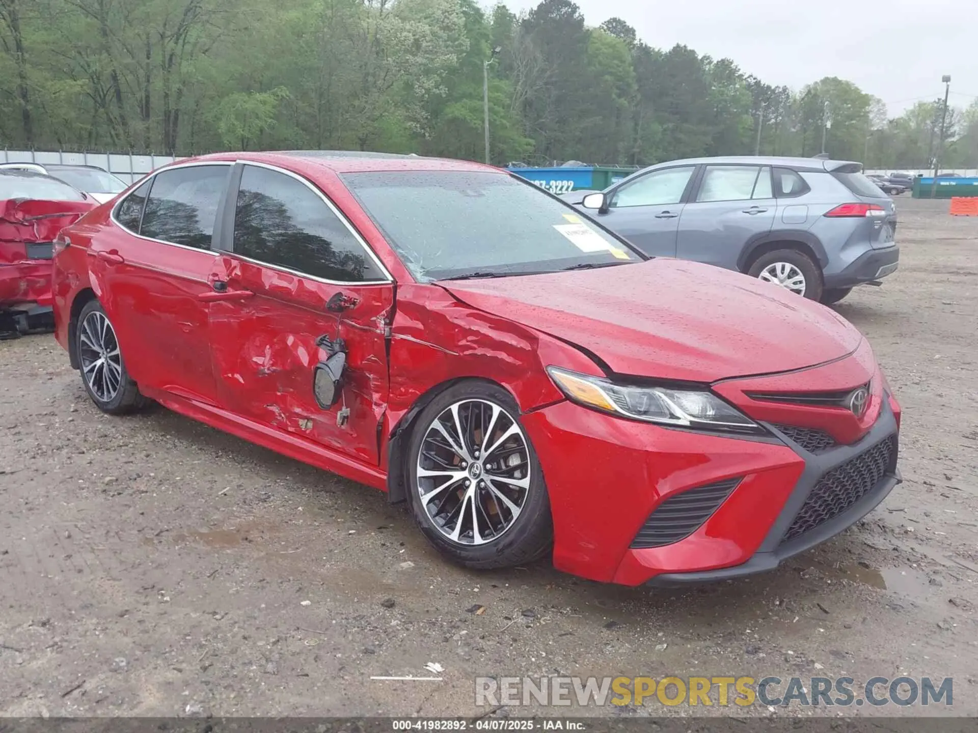 1 Photograph of a damaged car 4T1B11HK7KU167545 TOYOTA CAMRY 2019