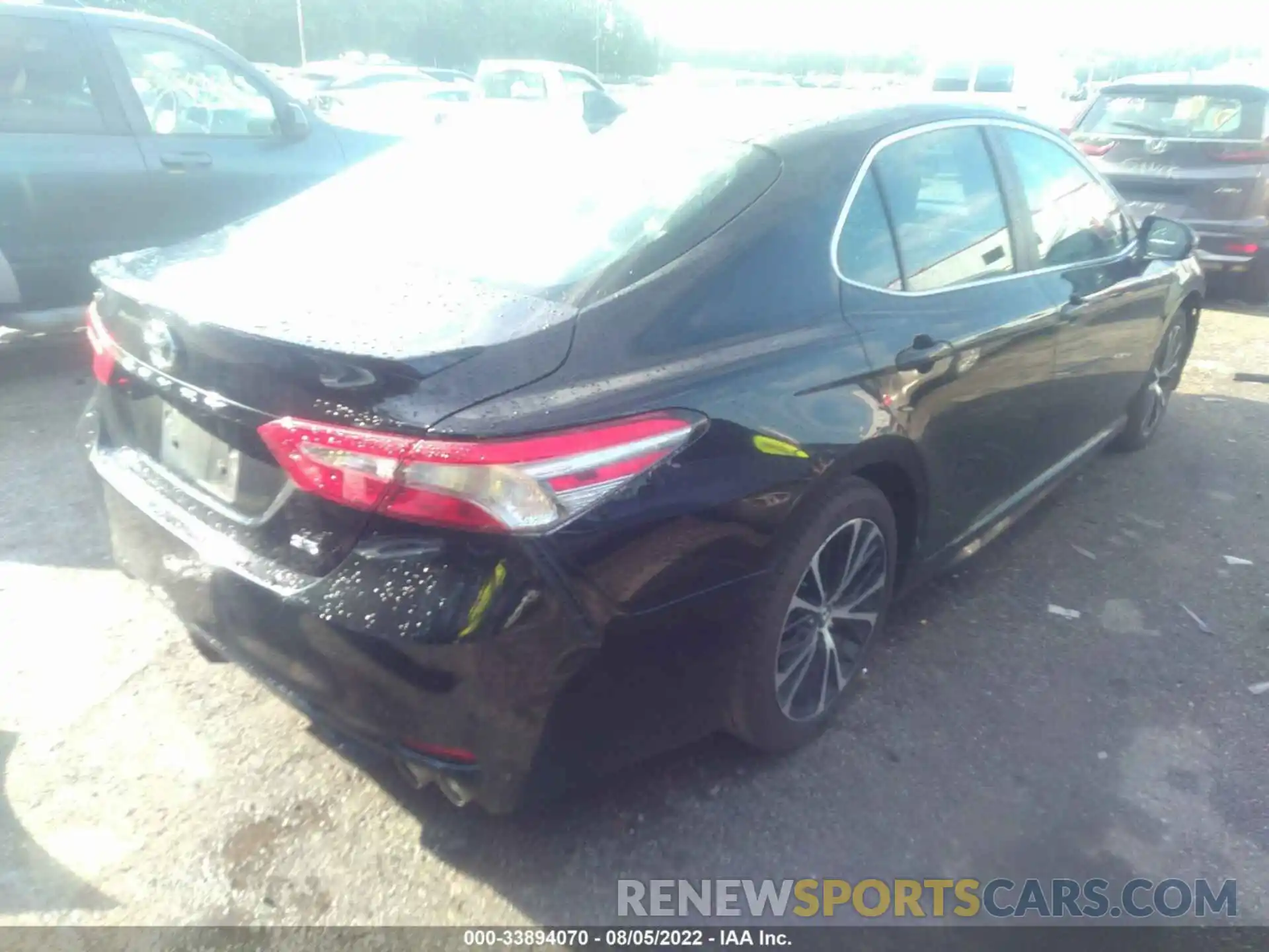 4 Photograph of a damaged car 4T1B11HK7KU173541 TOYOTA CAMRY 2019