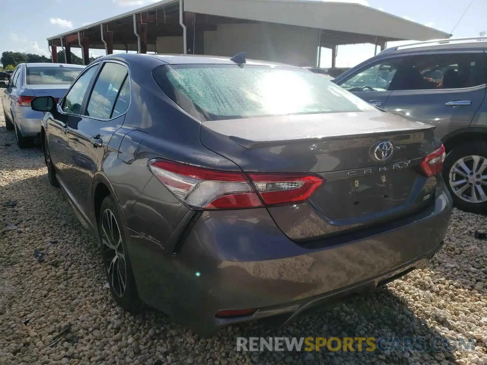 3 Photograph of a damaged car 4T1B11HK7KU180604 TOYOTA CAMRY 2019