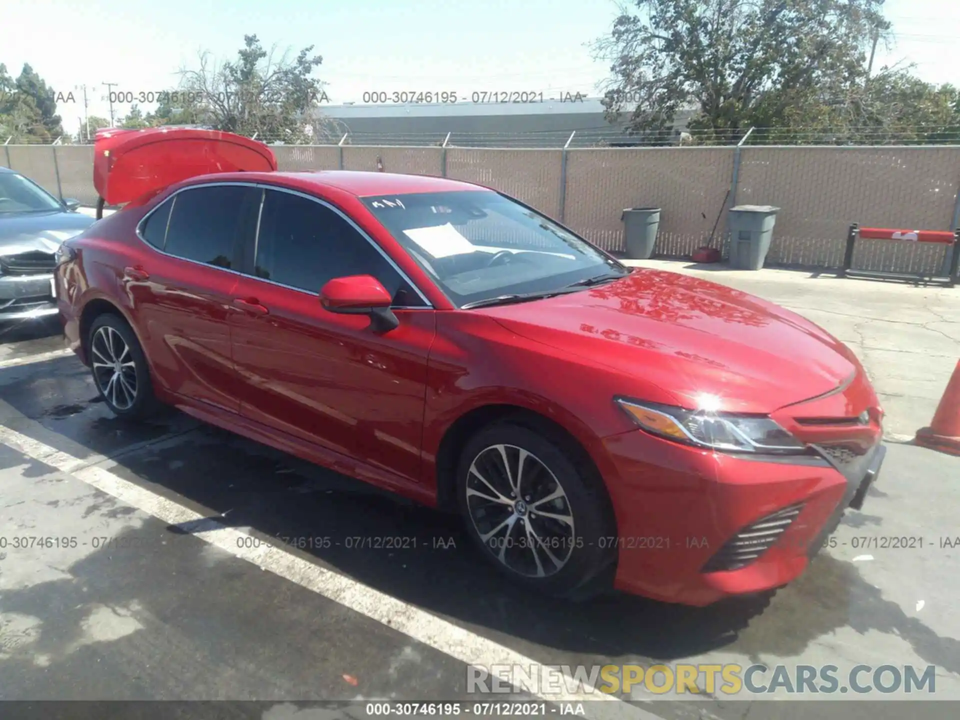 1 Photograph of a damaged car 4T1B11HK7KU183955 TOYOTA CAMRY 2019