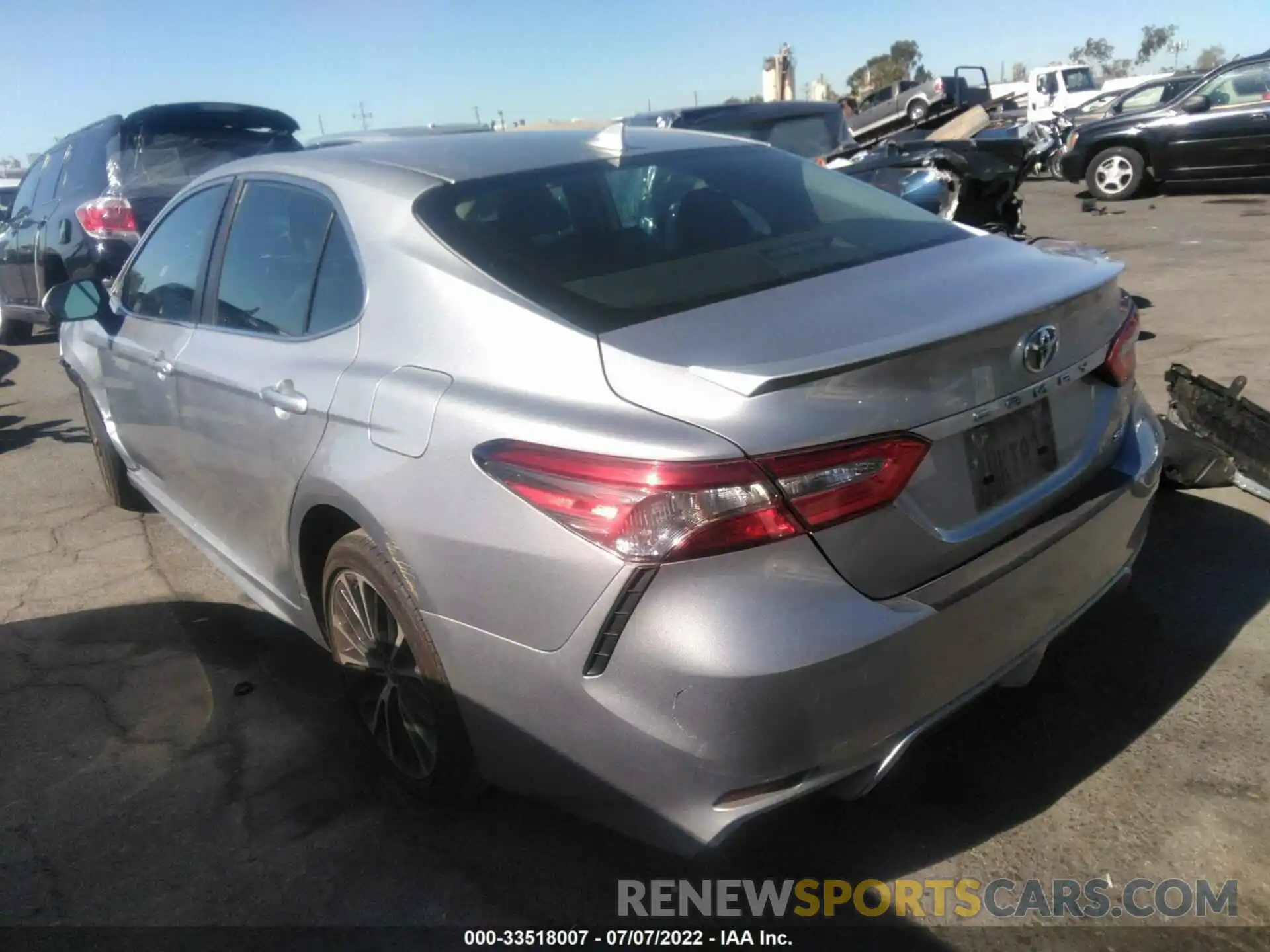 3 Photograph of a damaged car 4T1B11HK7KU189691 TOYOTA CAMRY 2019