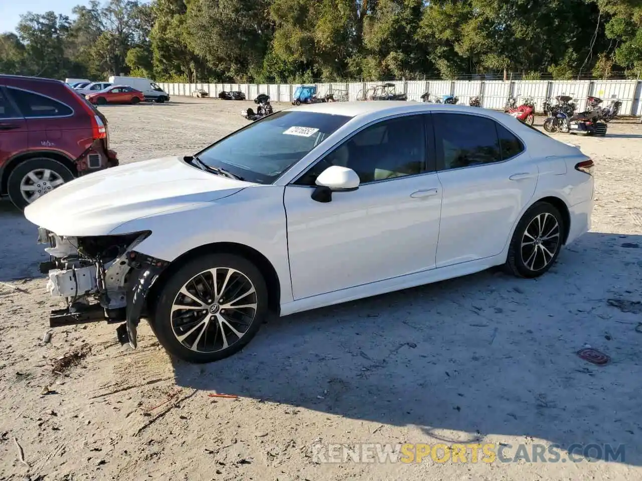 1 Photograph of a damaged car 4T1B11HK7KU194387 TOYOTA CAMRY 2019