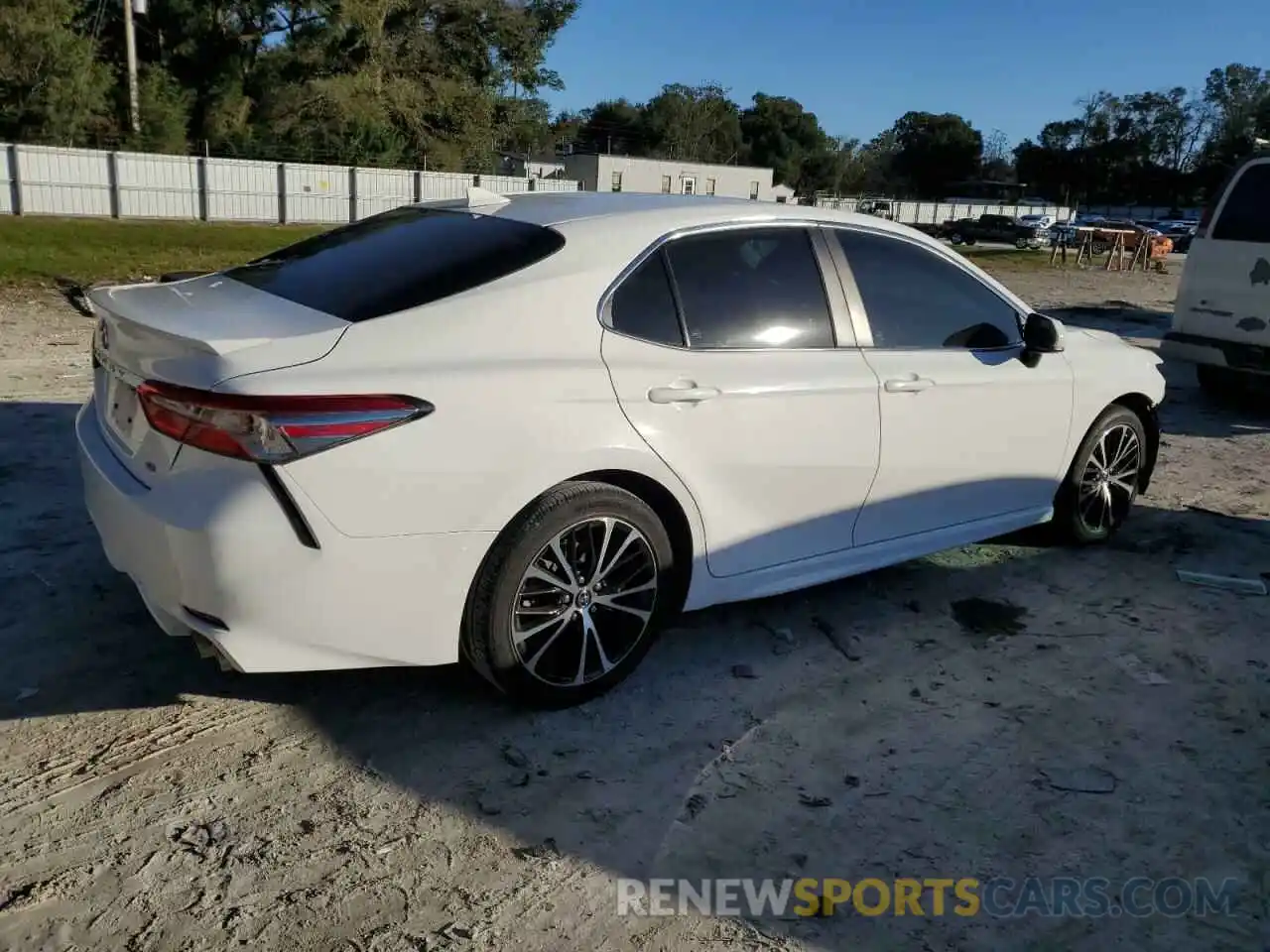 3 Photograph of a damaged car 4T1B11HK7KU194387 TOYOTA CAMRY 2019