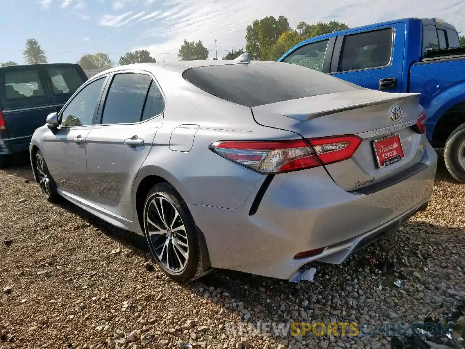 3 Photograph of a damaged car 4T1B11HK7KU195121 TOYOTA CAMRY 2019