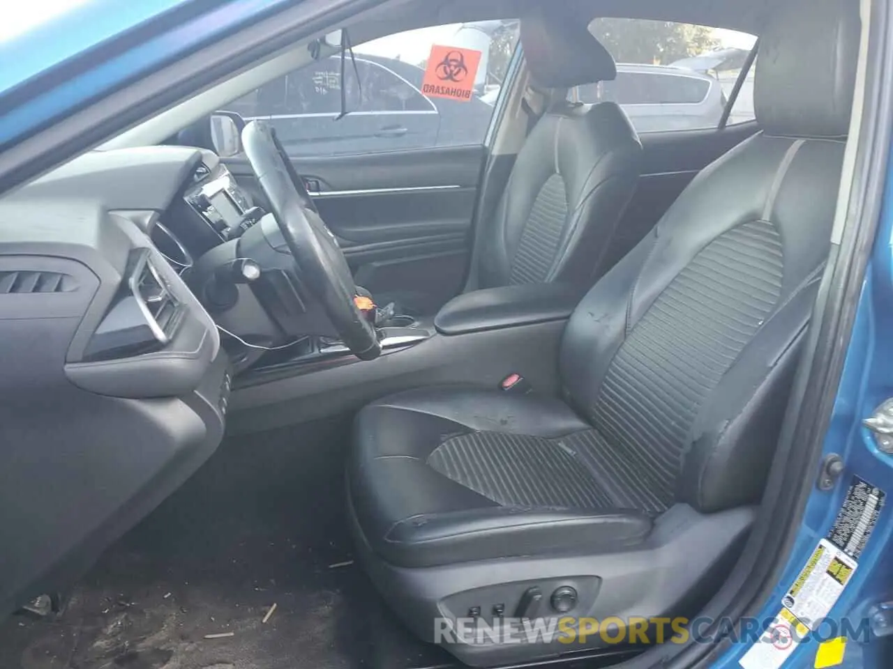7 Photograph of a damaged car 4T1B11HK7KU195183 TOYOTA CAMRY 2019