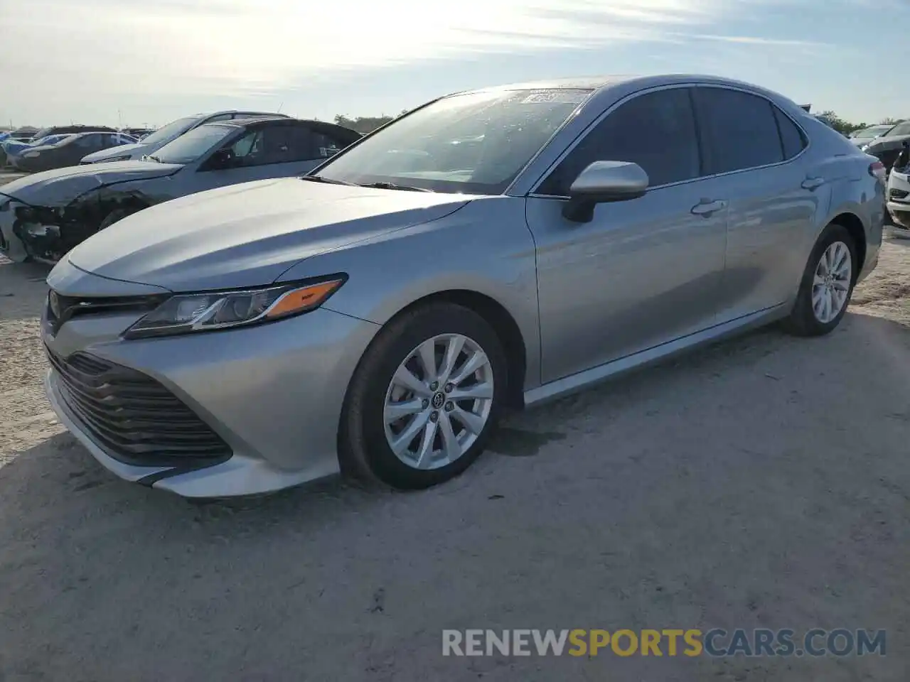 1 Photograph of a damaged car 4T1B11HK7KU200253 TOYOTA CAMRY 2019