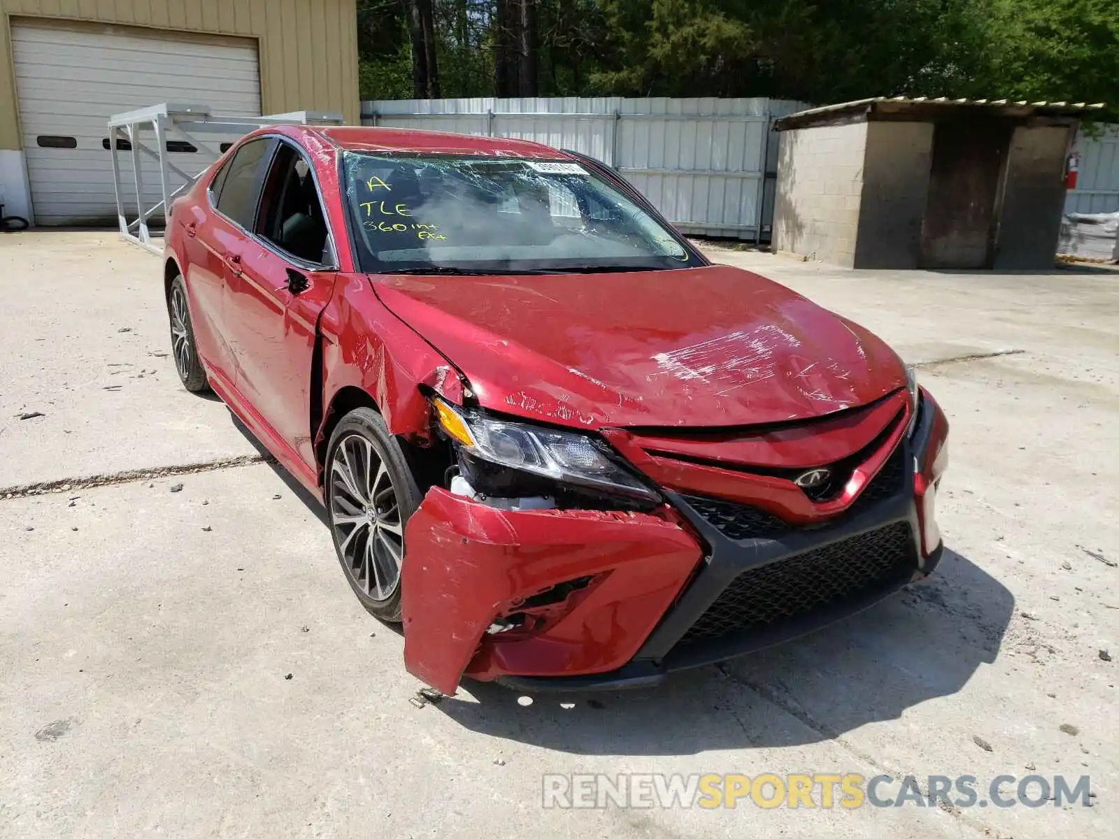 1 Photograph of a damaged car 4T1B11HK7KU200334 TOYOTA CAMRY 2019