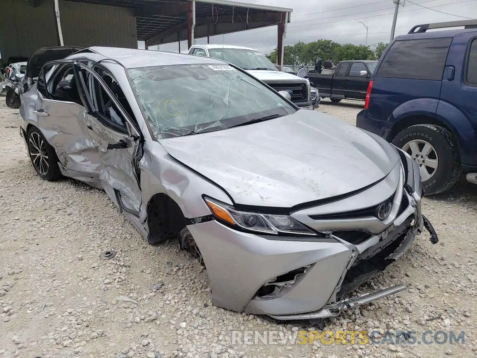 1 Photograph of a damaged car 4T1B11HK7KU200687 TOYOTA CAMRY 2019