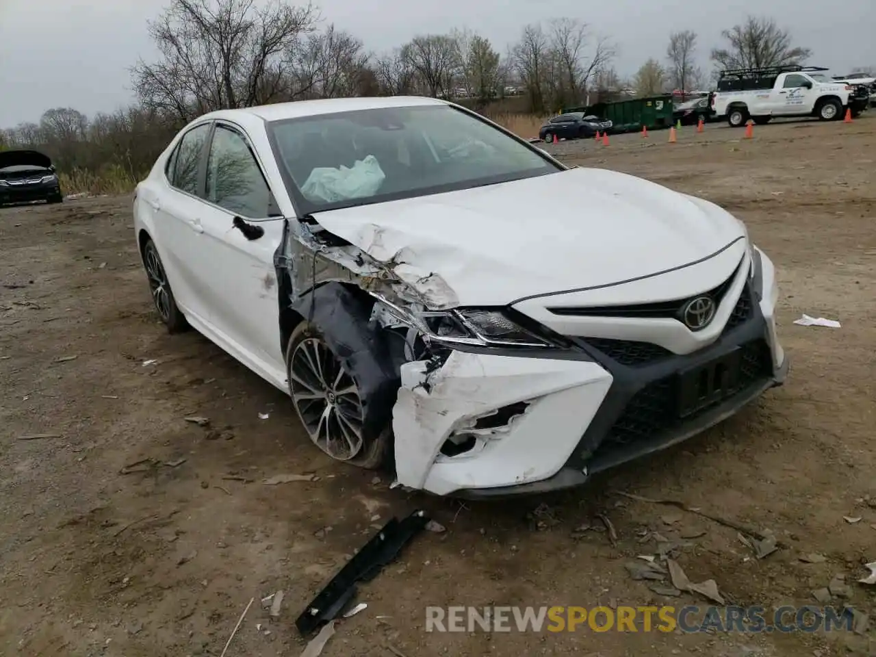 1 Photograph of a damaged car 4T1B11HK7KU205498 TOYOTA CAMRY 2019