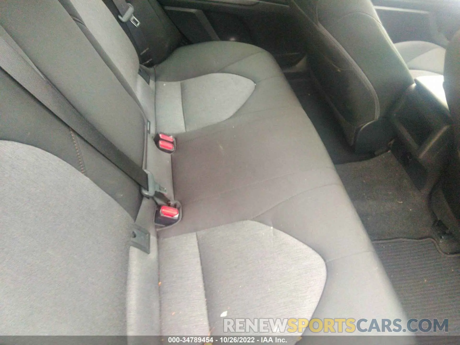 8 Photograph of a damaged car 4T1B11HK7KU205744 TOYOTA CAMRY 2019