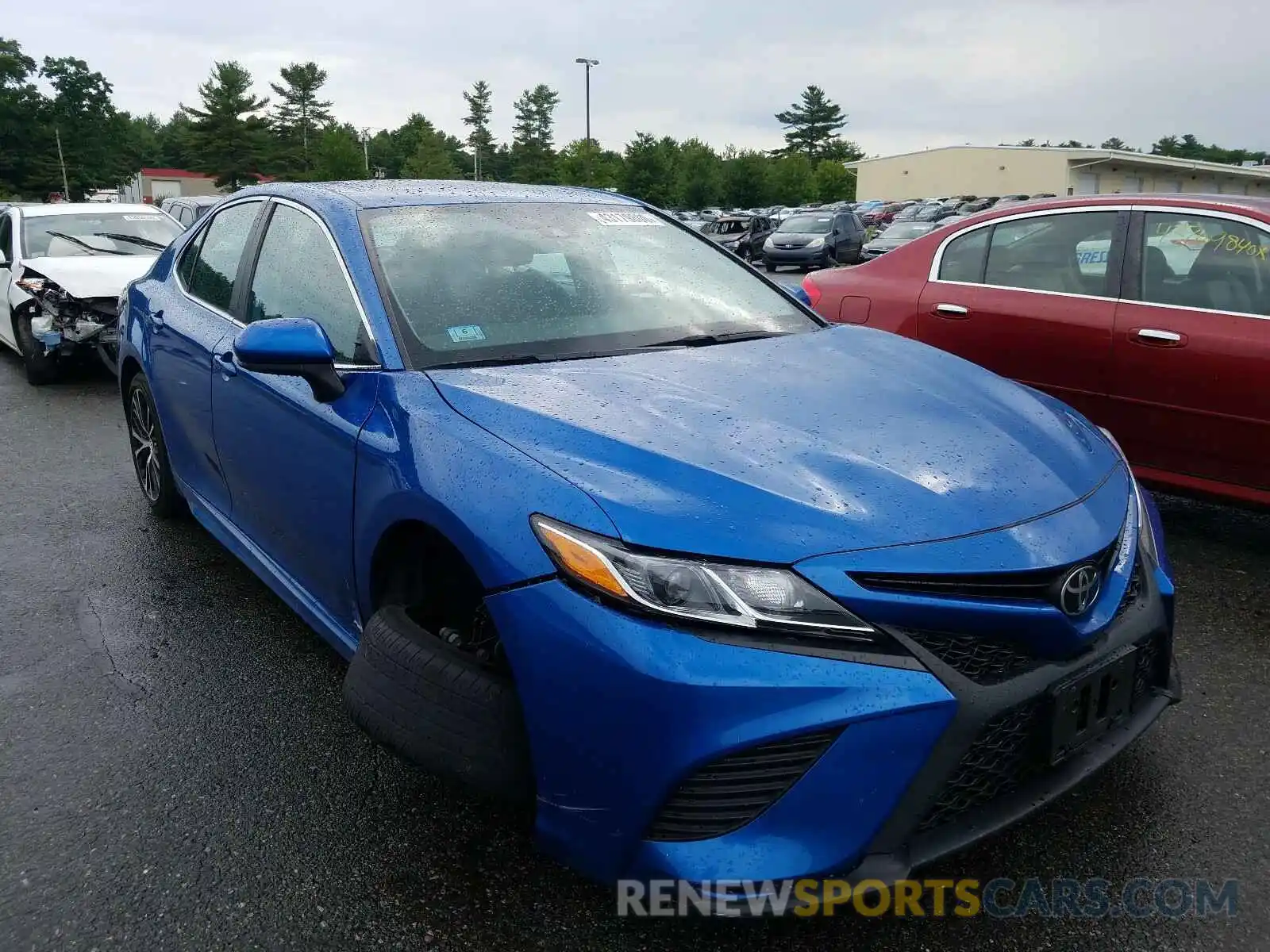 1 Photograph of a damaged car 4T1B11HK7KU208756 TOYOTA CAMRY 2019