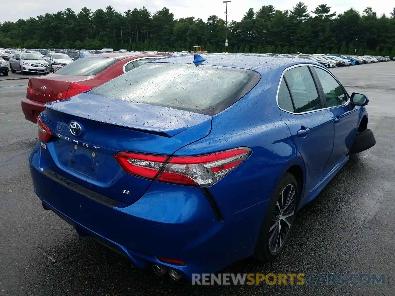 4 Photograph of a damaged car 4T1B11HK7KU208756 TOYOTA CAMRY 2019