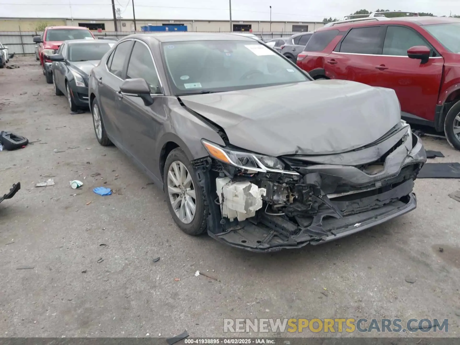 1 Photograph of a damaged car 4T1B11HK7KU212239 TOYOTA CAMRY 2019
