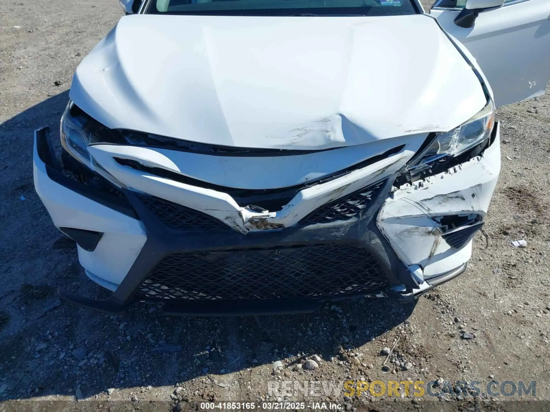 6 Photograph of a damaged car 4T1B11HK7KU212841 TOYOTA CAMRY 2019