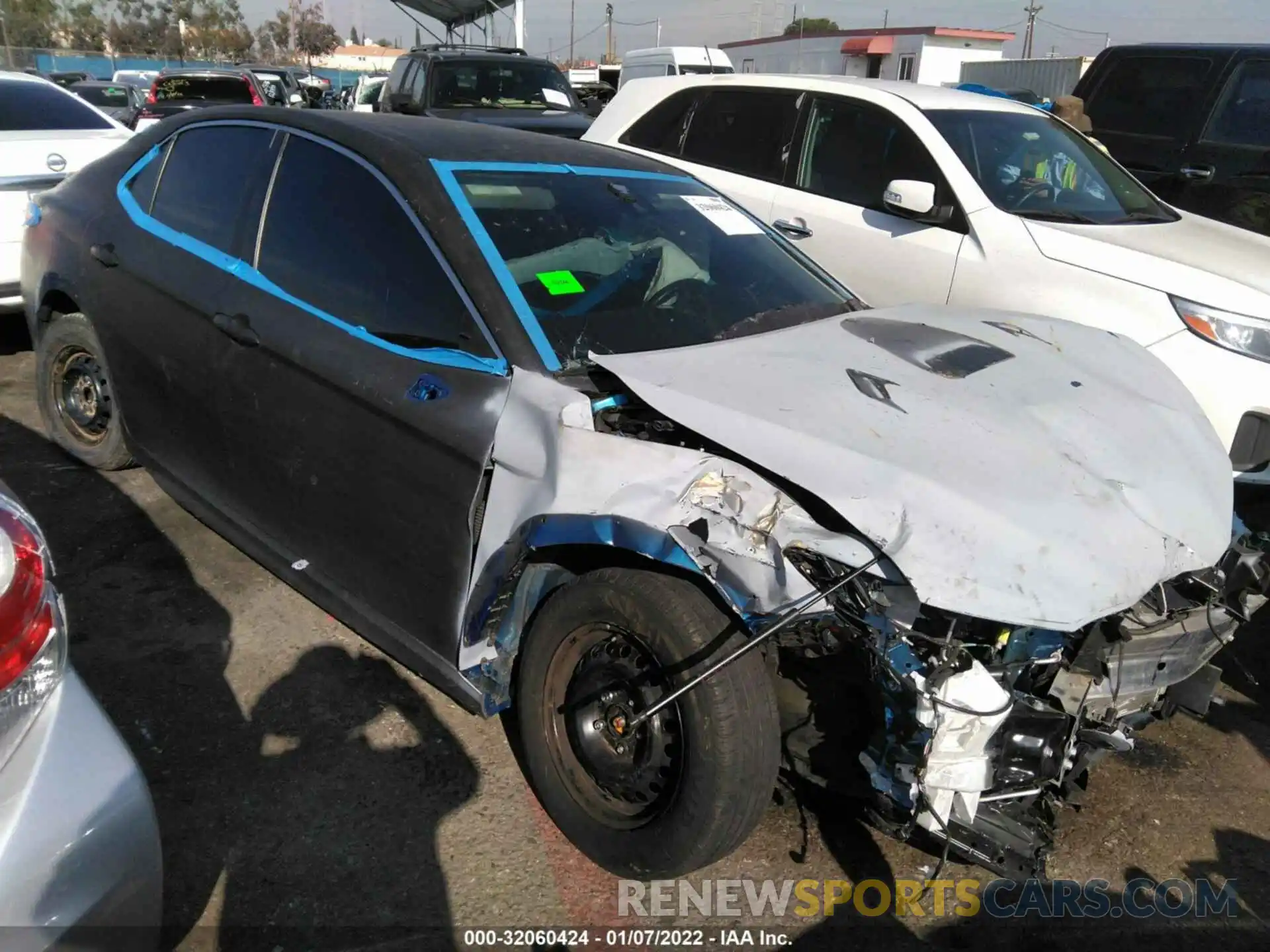 1 Photograph of a damaged car 4T1B11HK7KU216081 TOYOTA CAMRY 2019