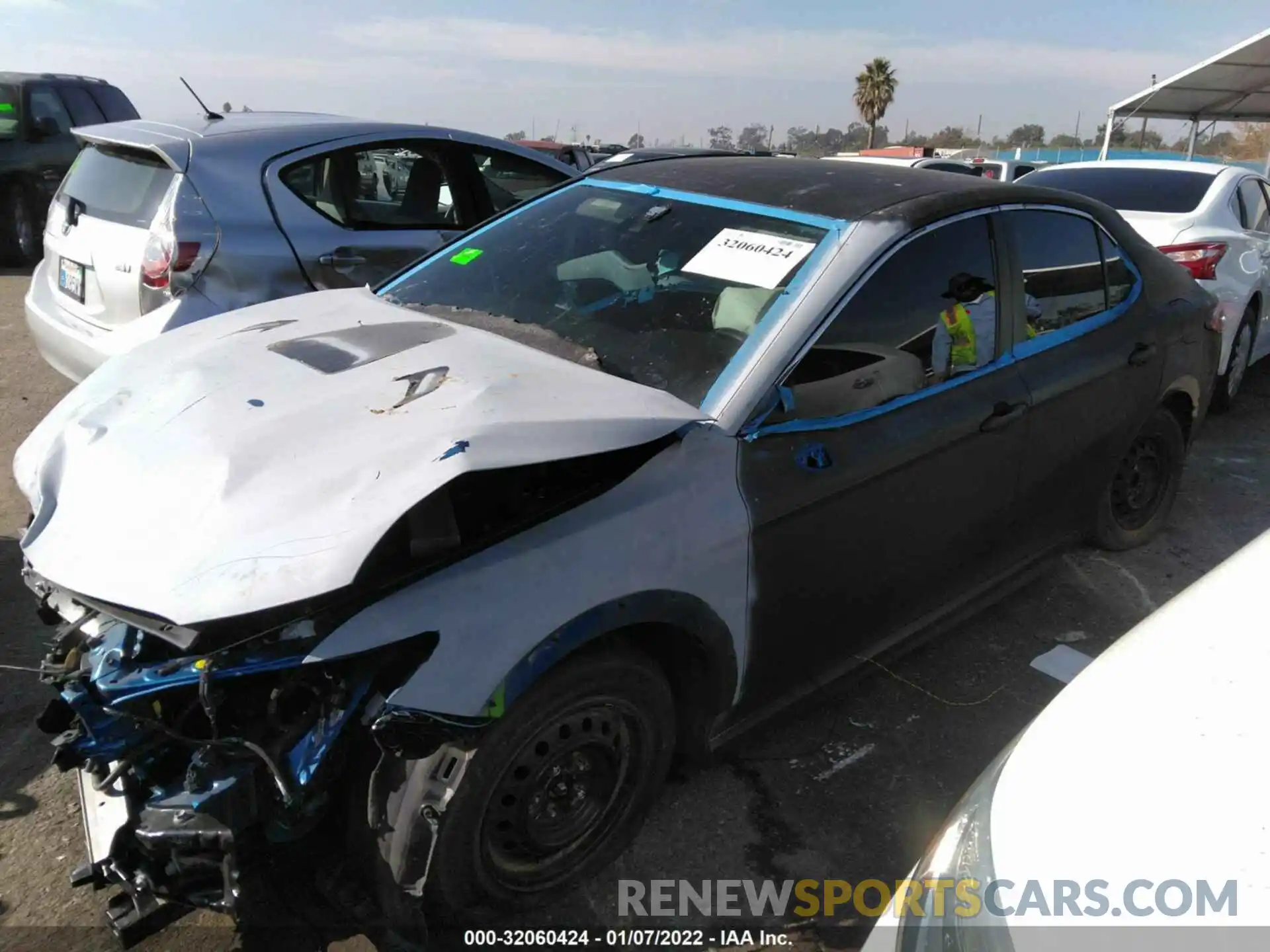 2 Photograph of a damaged car 4T1B11HK7KU216081 TOYOTA CAMRY 2019