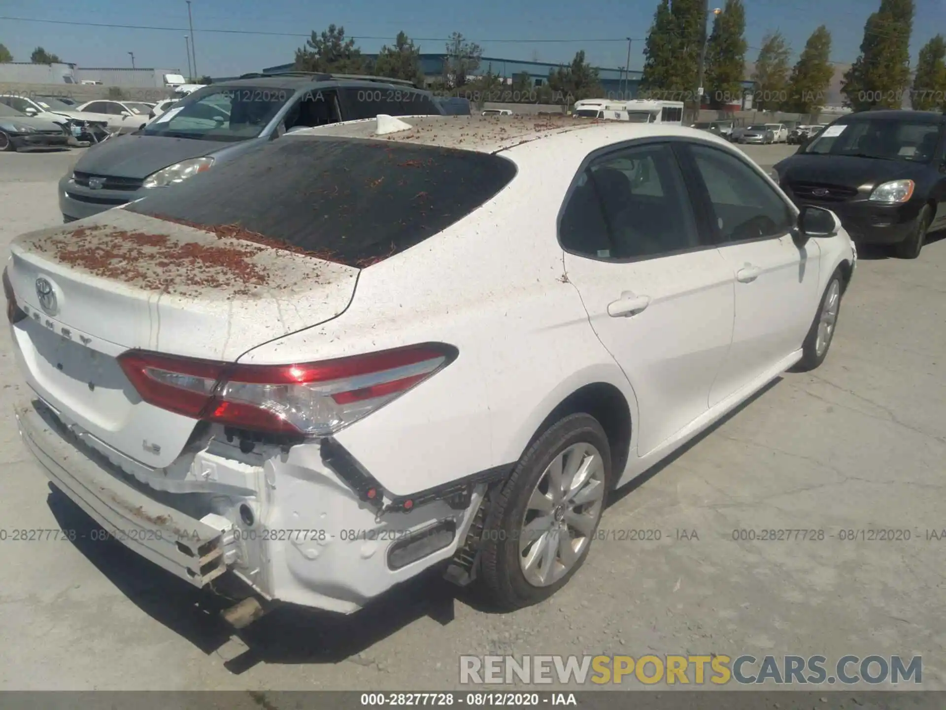 4 Photograph of a damaged car 4T1B11HK7KU216694 TOYOTA CAMRY 2019