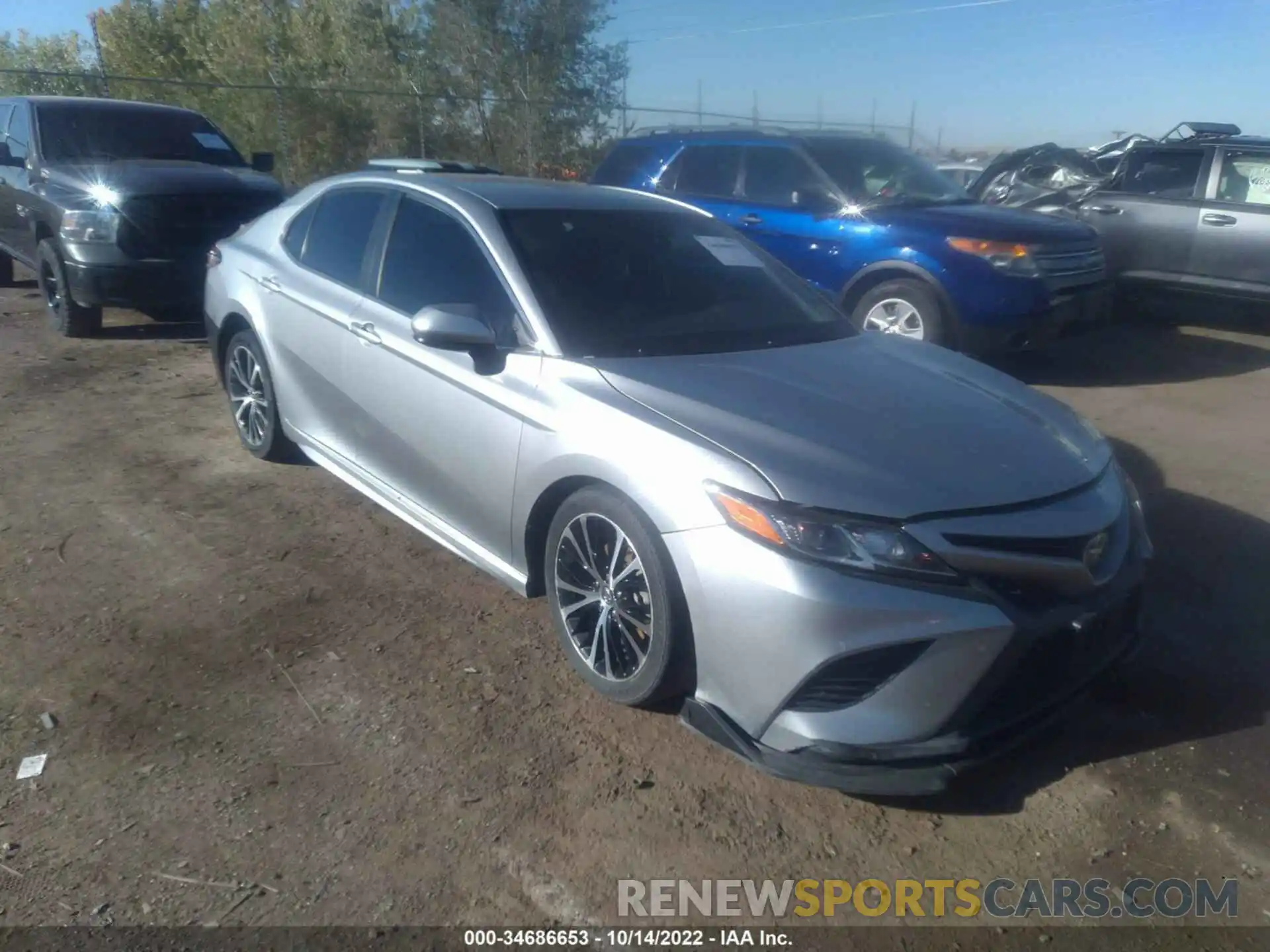 1 Photograph of a damaged car 4T1B11HK7KU217487 TOYOTA CAMRY 2019