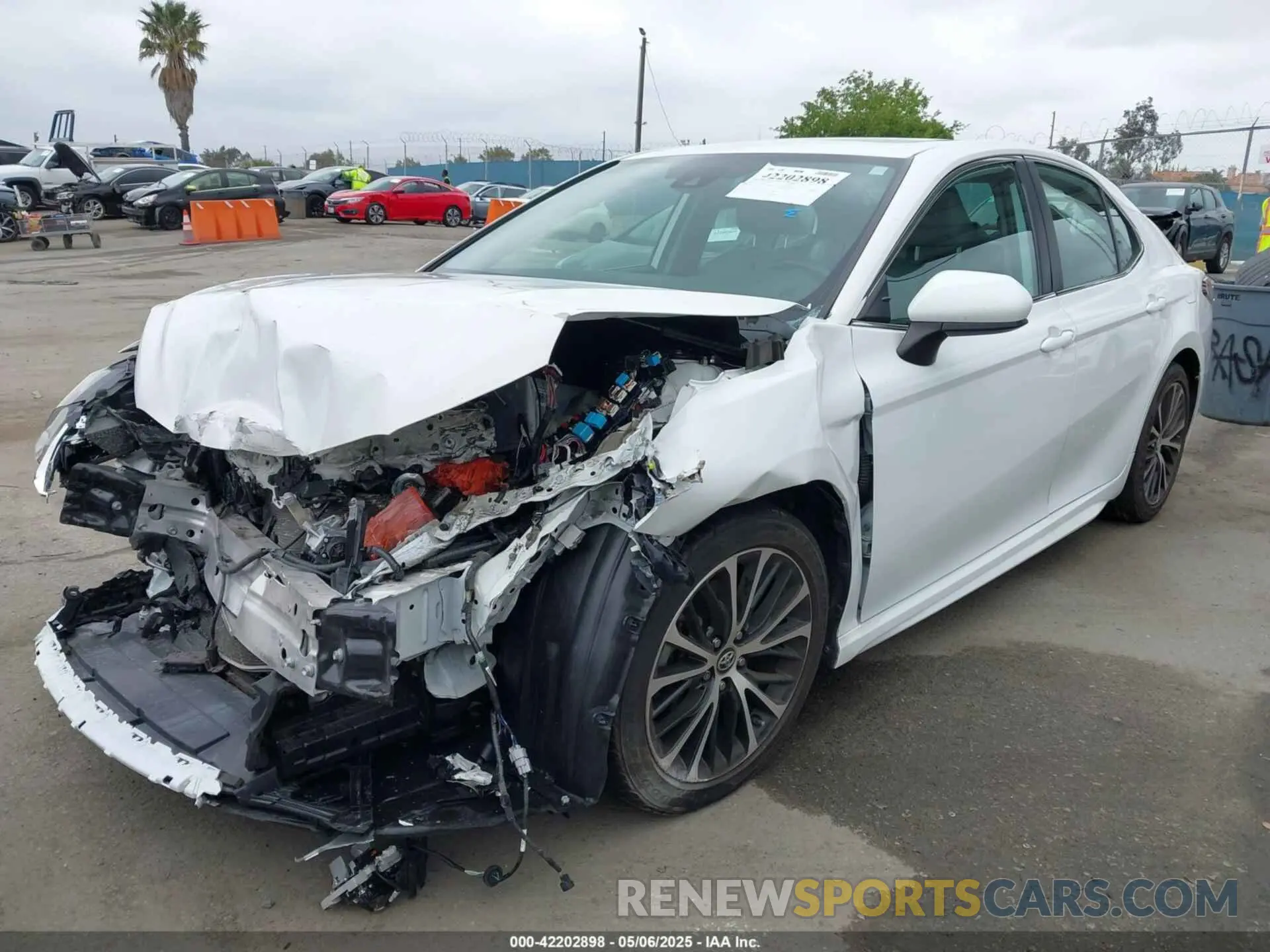2 Photograph of a damaged car 4T1B11HK7KU223113 TOYOTA CAMRY 2019