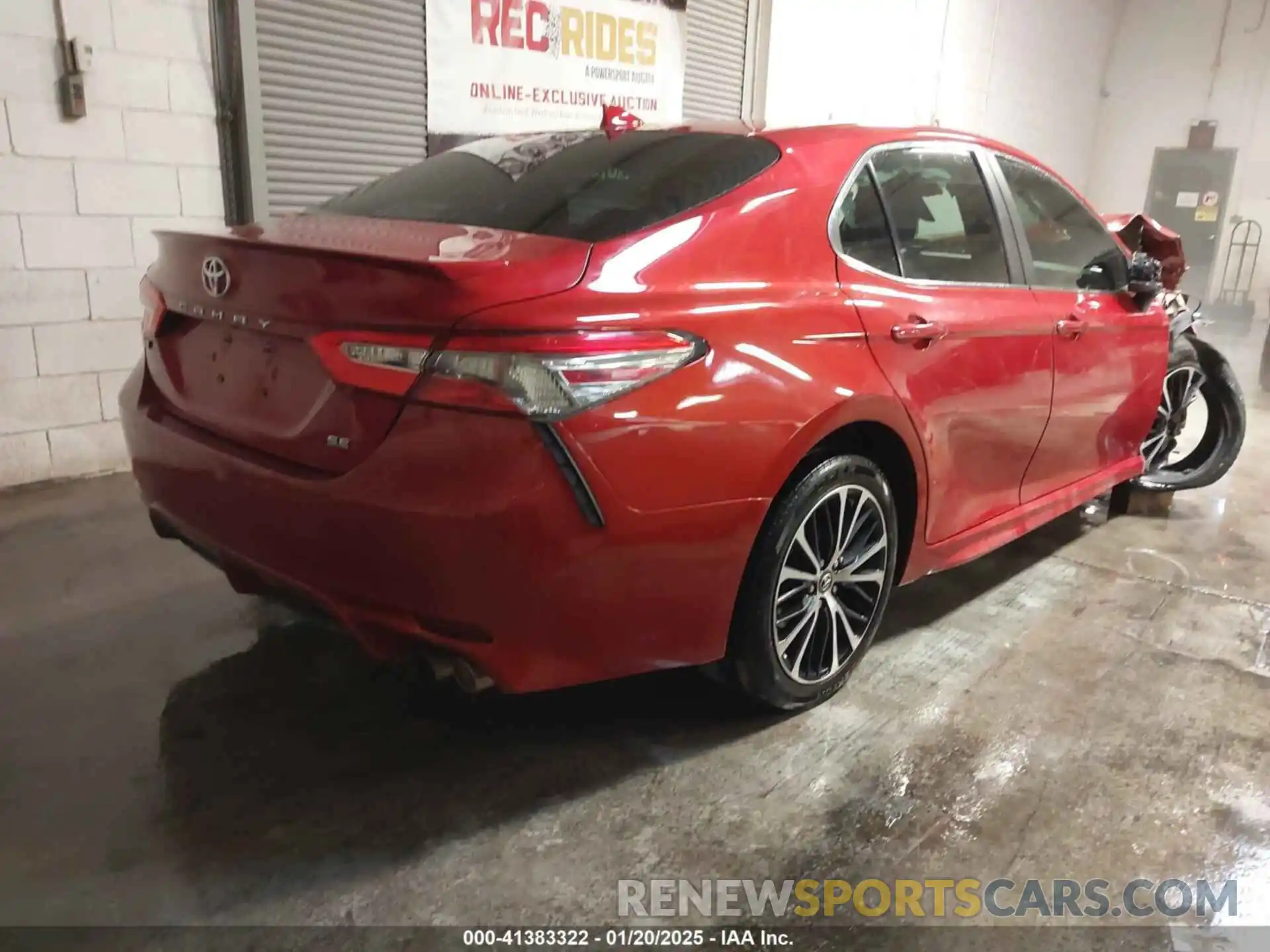 4 Photograph of a damaged car 4T1B11HK7KU226867 TOYOTA CAMRY 2019