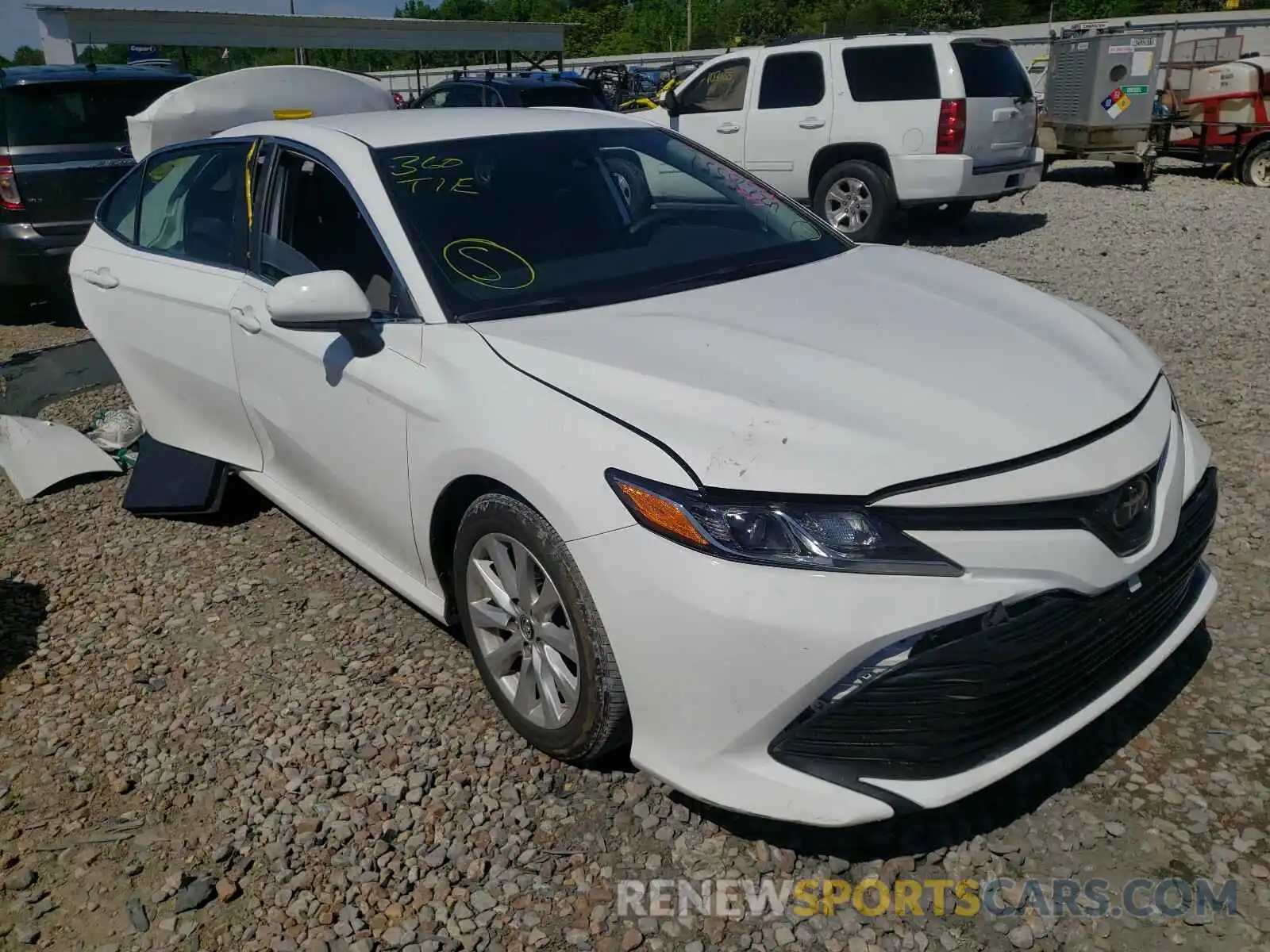 1 Photograph of a damaged car 4T1B11HK7KU232667 TOYOTA CAMRY 2019