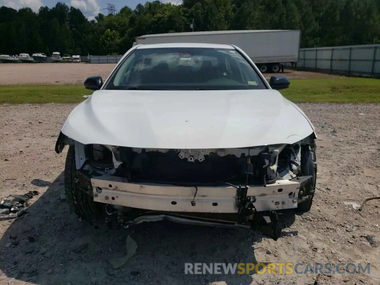 5 Photograph of a damaged car 4T1B11HK7KU233673 TOYOTA CAMRY 2019