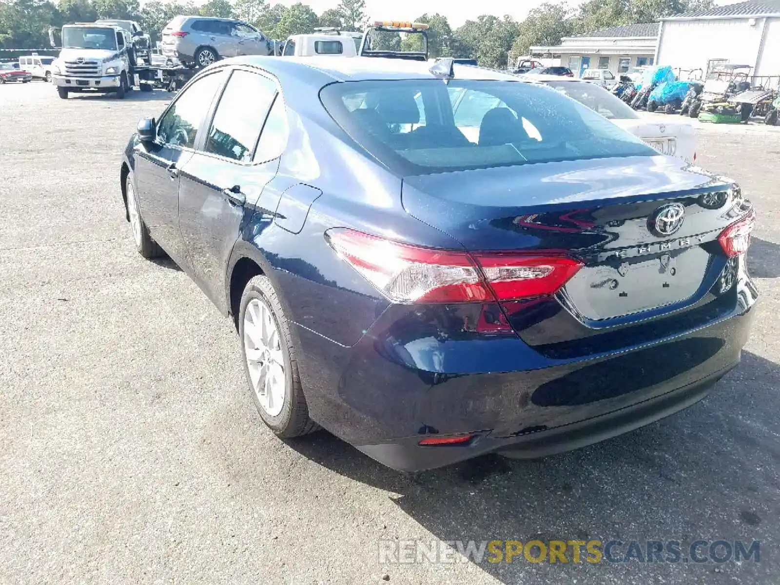 3 Photograph of a damaged car 4T1B11HK7KU233978 TOYOTA CAMRY 2019