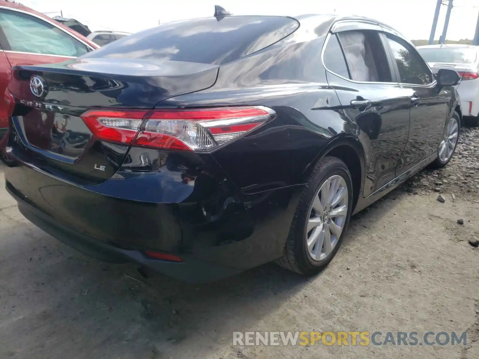 4 Photograph of a damaged car 4T1B11HK7KU236217 TOYOTA CAMRY 2019