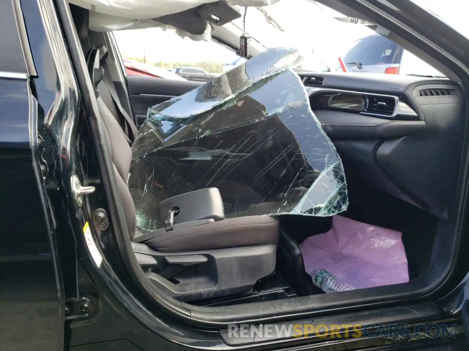 5 Photograph of a damaged car 4T1B11HK7KU236217 TOYOTA CAMRY 2019