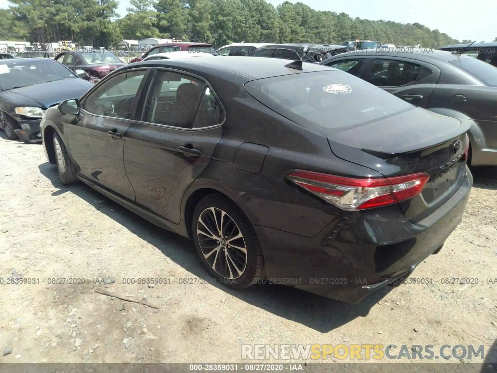 3 Photograph of a damaged car 4T1B11HK7KU236640 TOYOTA CAMRY 2019