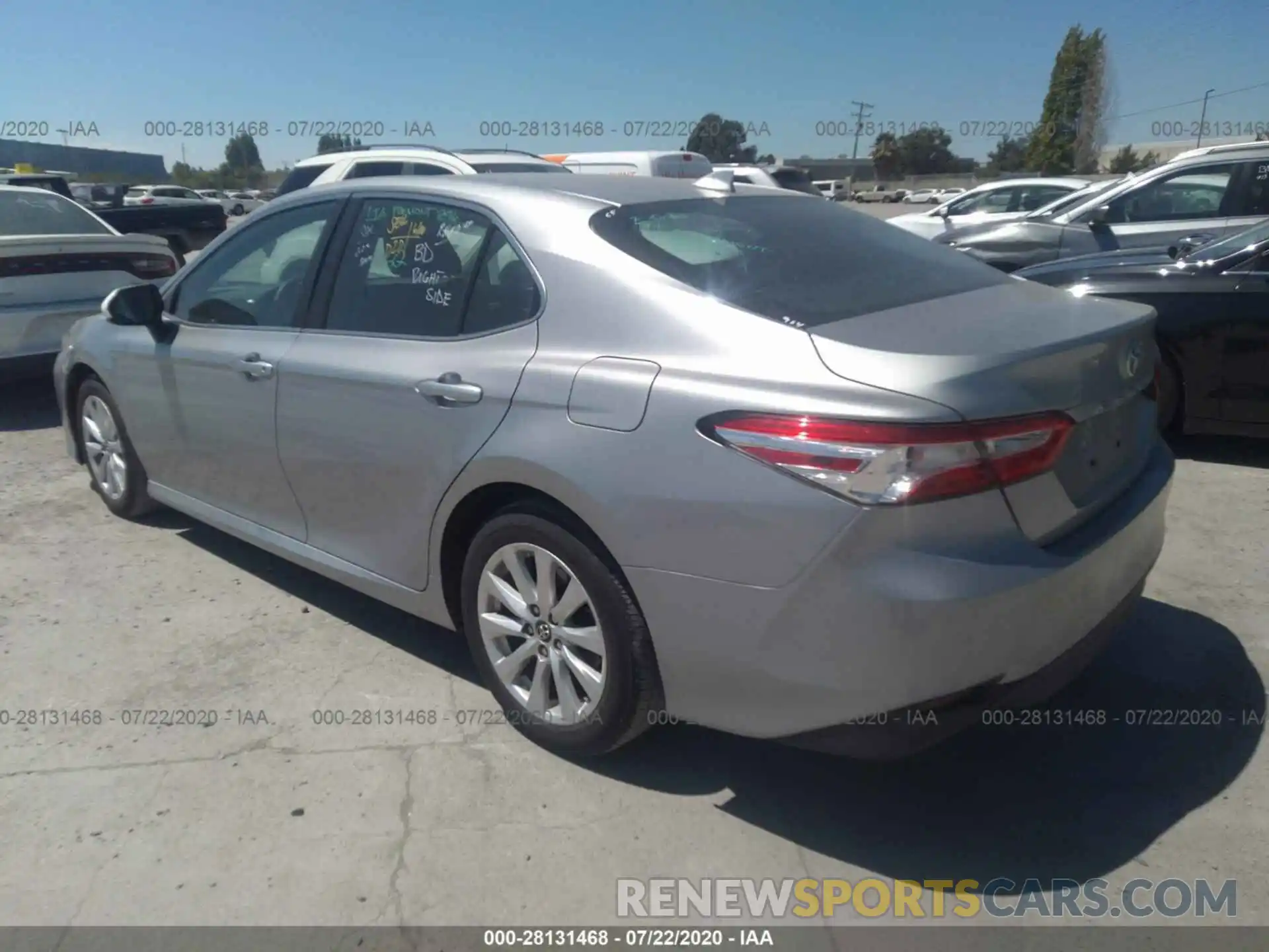 3 Photograph of a damaged car 4T1B11HK7KU243197 TOYOTA CAMRY 2019