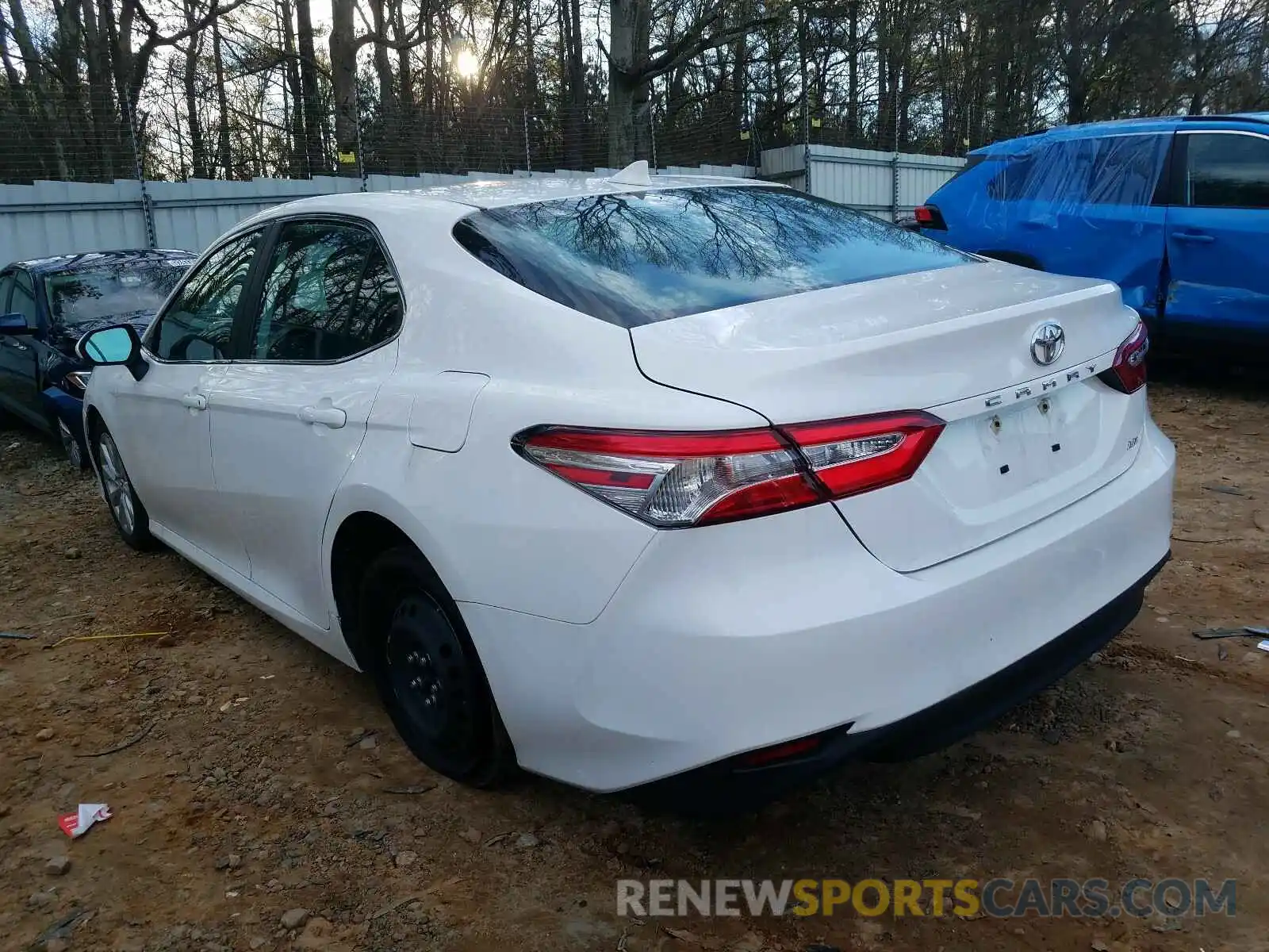 3 Photograph of a damaged car 4T1B11HK7KU243958 TOYOTA CAMRY 2019