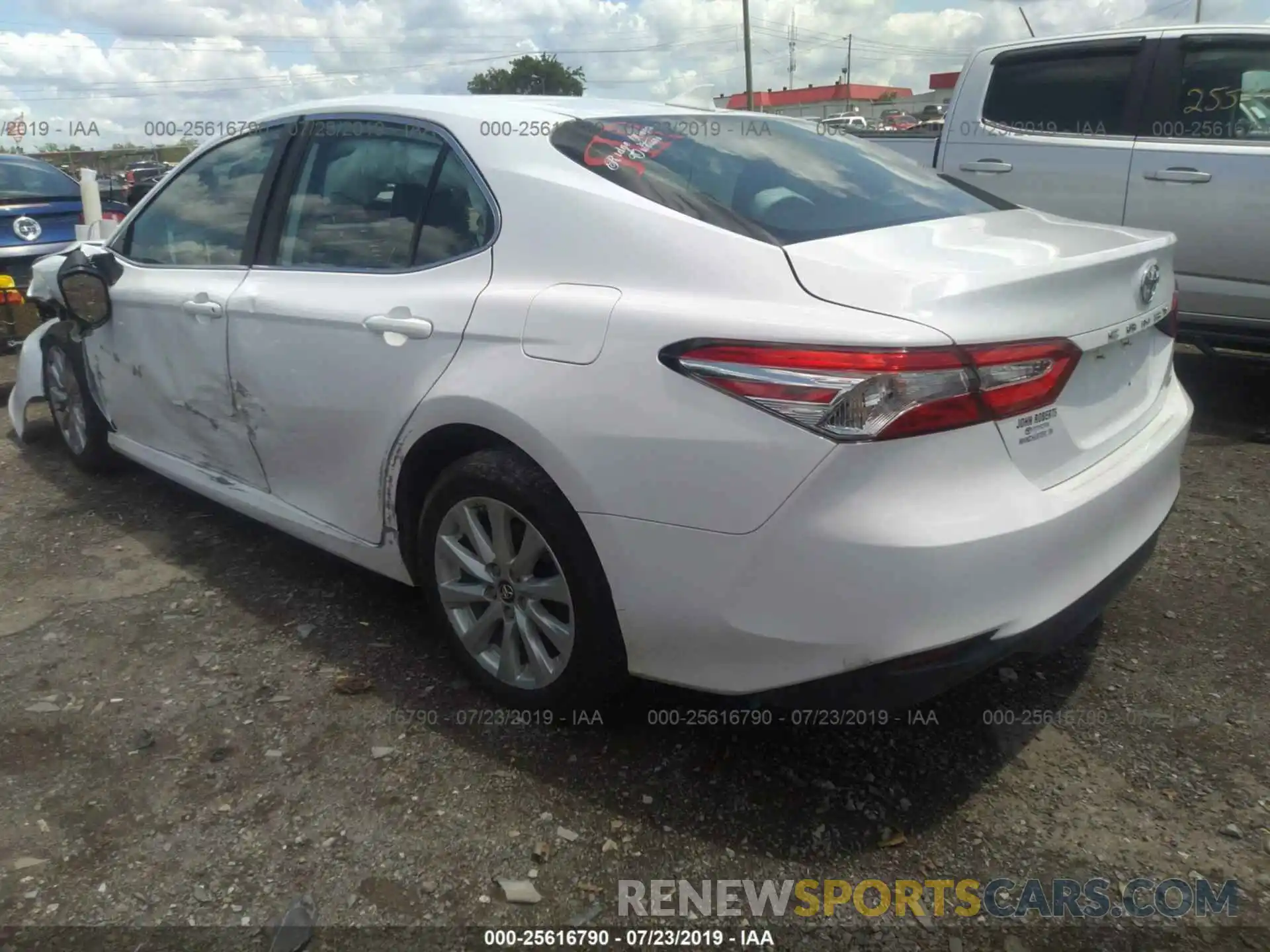 3 Photograph of a damaged car 4T1B11HK7KU244950 TOYOTA CAMRY 2019