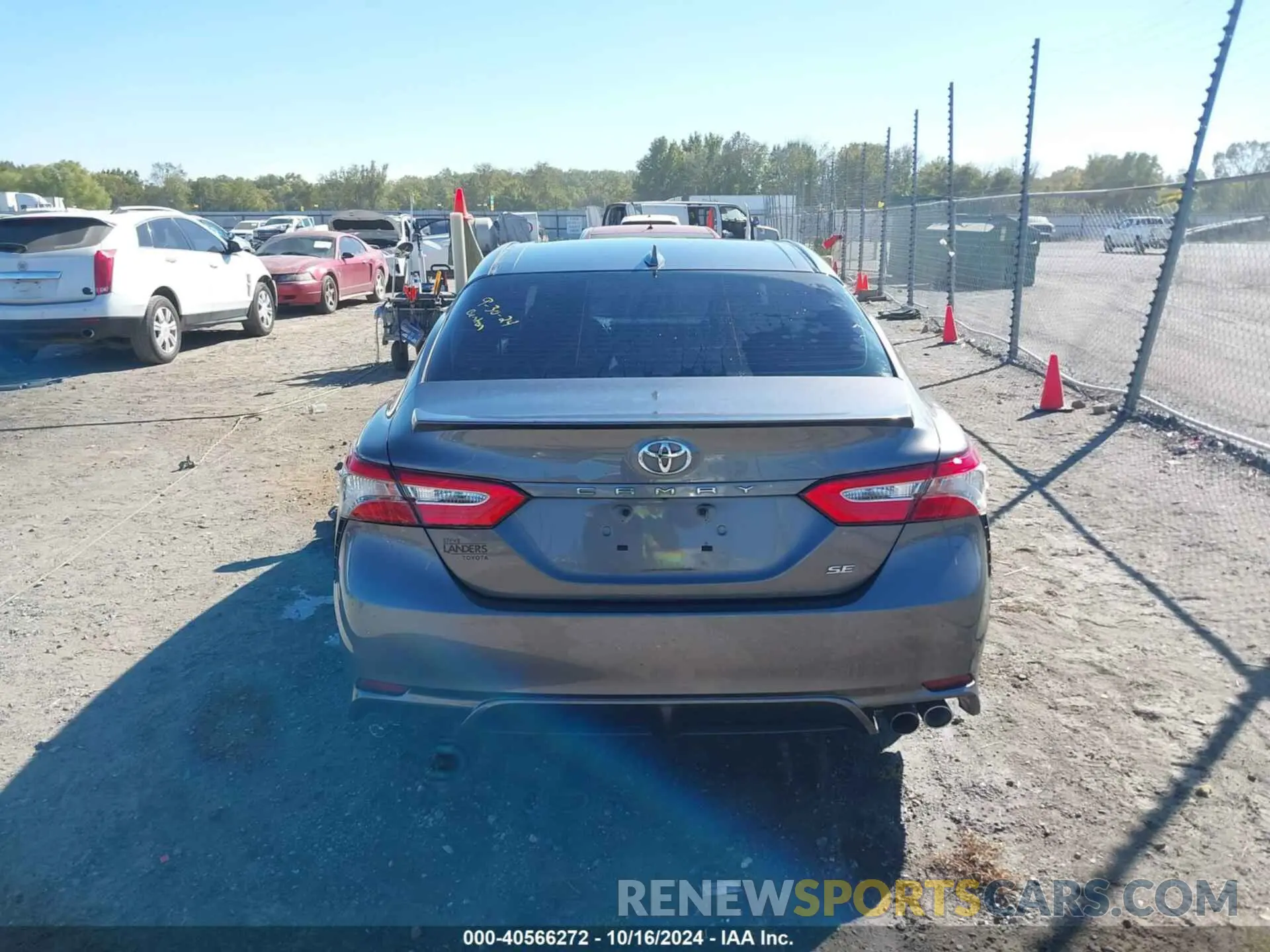 16 Photograph of a damaged car 4T1B11HK7KU244964 TOYOTA CAMRY 2019