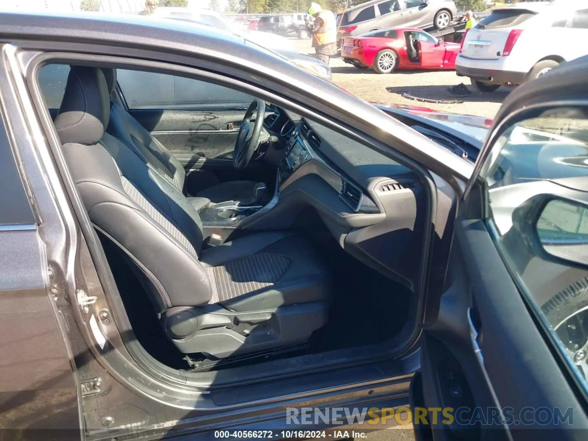 5 Photograph of a damaged car 4T1B11HK7KU244964 TOYOTA CAMRY 2019