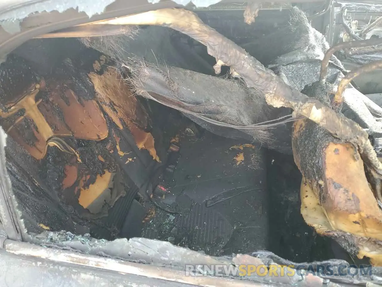 10 Photograph of a damaged car 4T1B11HK7KU248657 TOYOTA CAMRY 2019