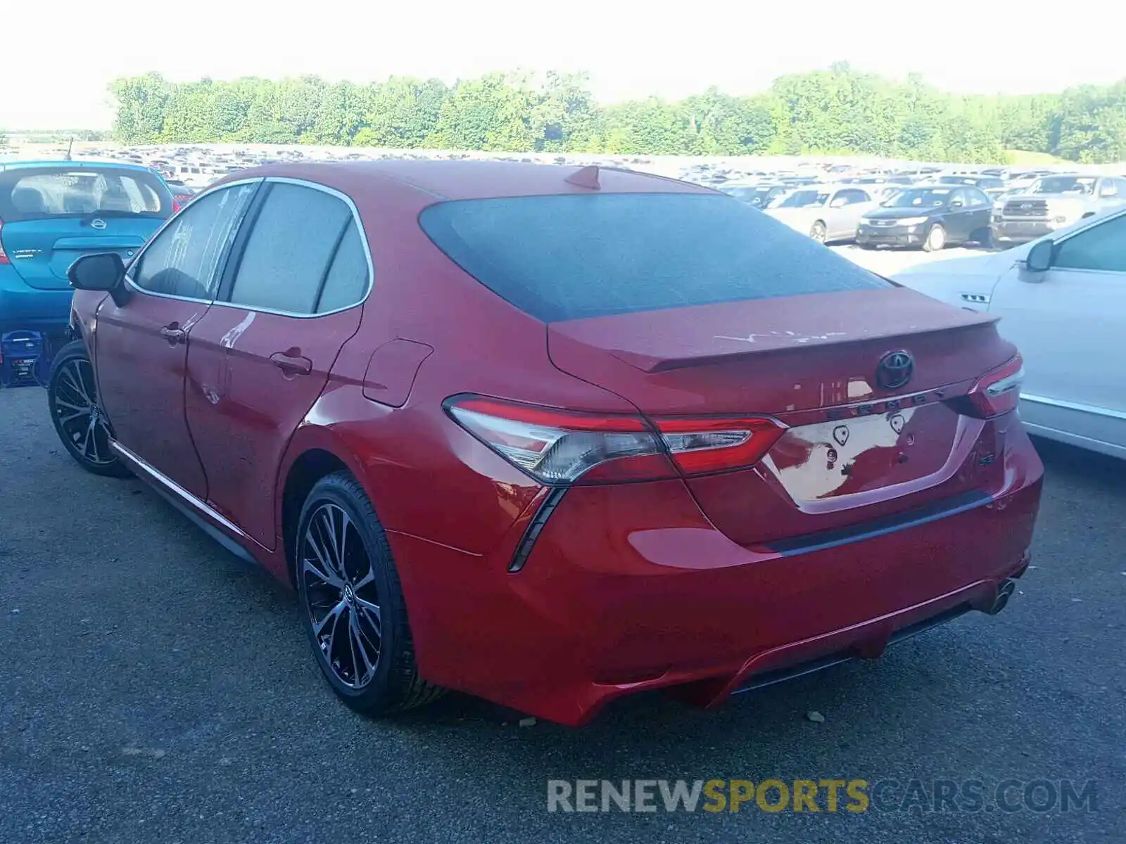 3 Photograph of a damaged car 4T1B11HK7KU251235 TOYOTA CAMRY 2019