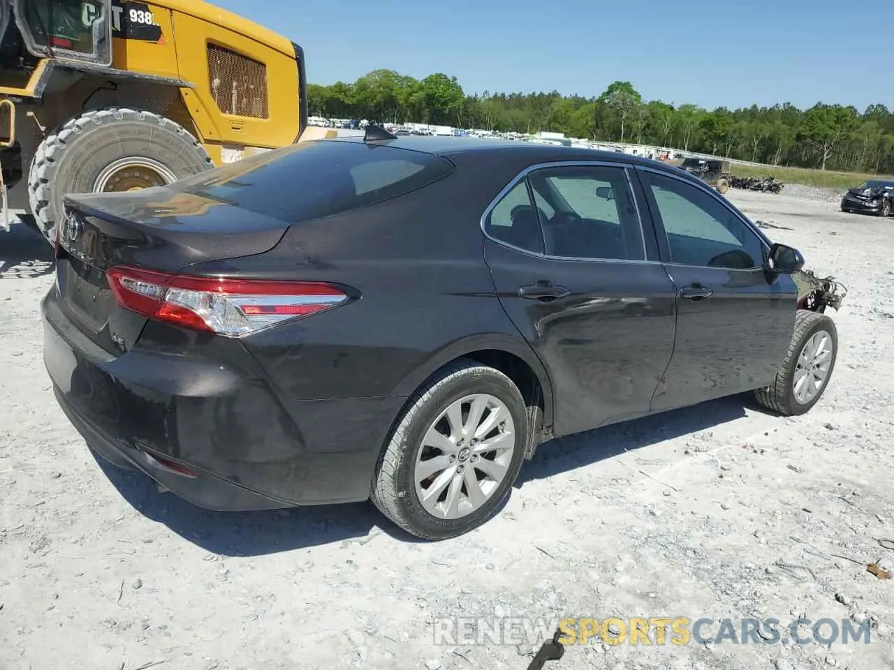 3 Photograph of a damaged car 4T1B11HK7KU251347 TOYOTA CAMRY 2019