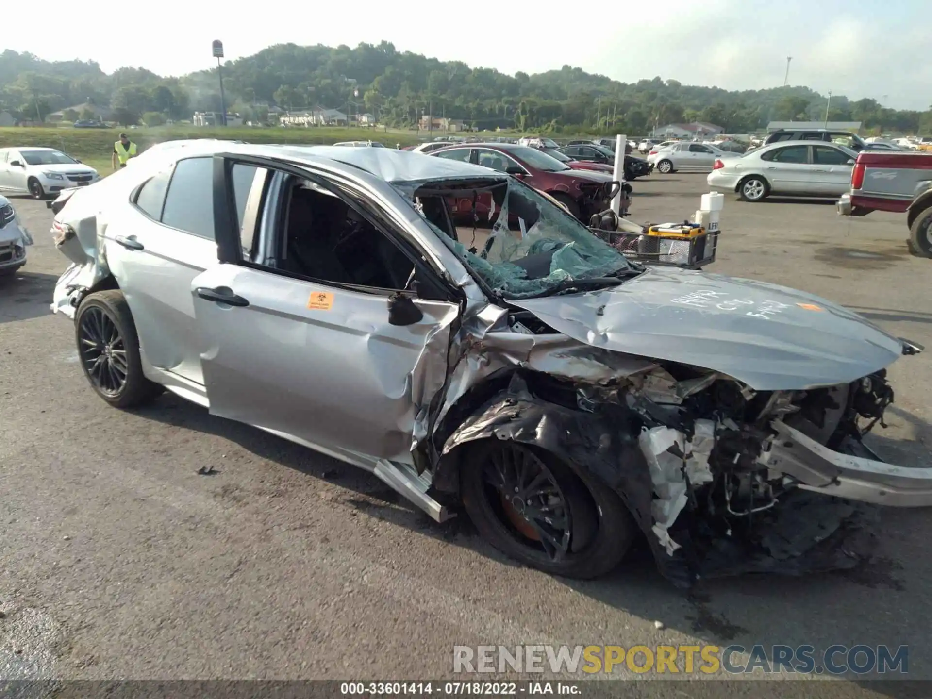 1 Photograph of a damaged car 4T1B11HK7KU251414 TOYOTA CAMRY 2019