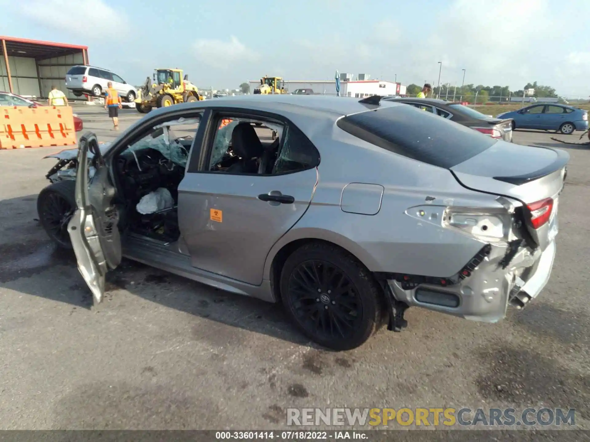 3 Photograph of a damaged car 4T1B11HK7KU251414 TOYOTA CAMRY 2019