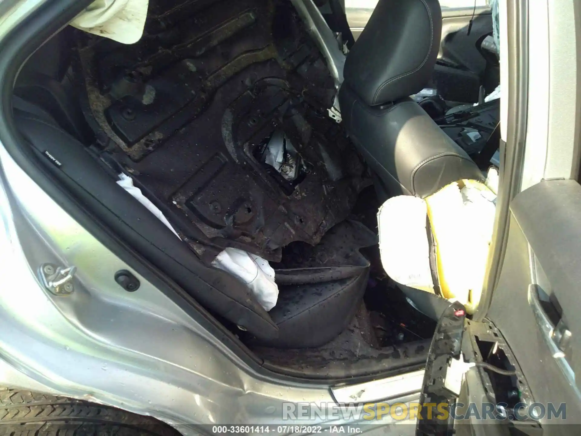 8 Photograph of a damaged car 4T1B11HK7KU251414 TOYOTA CAMRY 2019