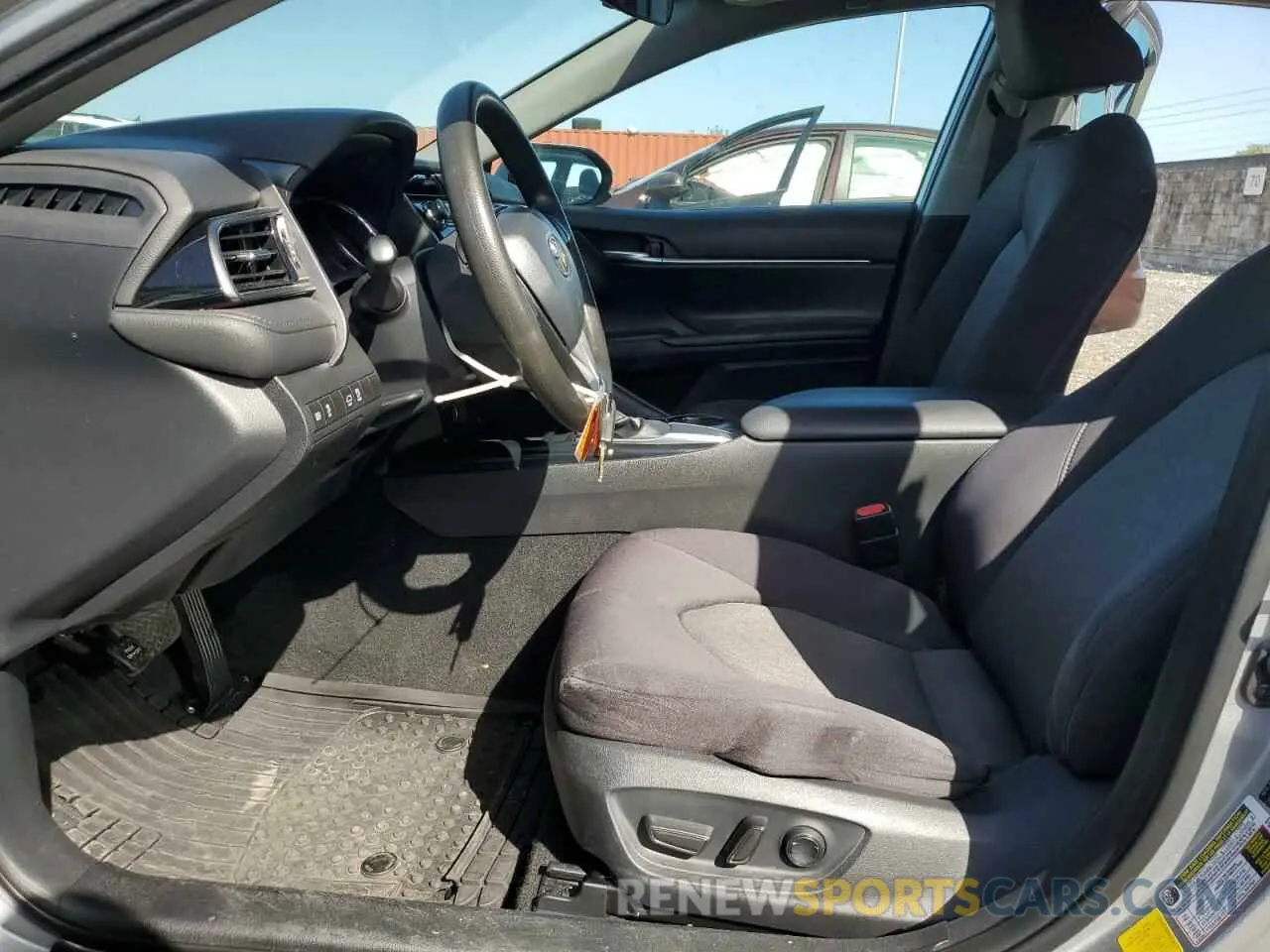 7 Photograph of a damaged car 4T1B11HK7KU251607 TOYOTA CAMRY 2019