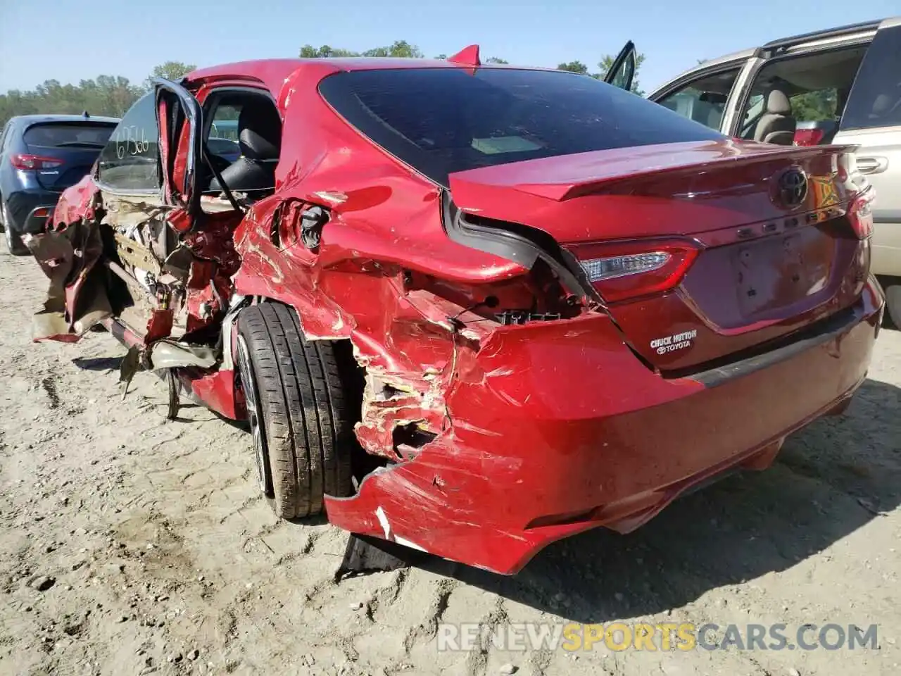 3 Photograph of a damaged car 4T1B11HK7KU255057 TOYOTA CAMRY 2019