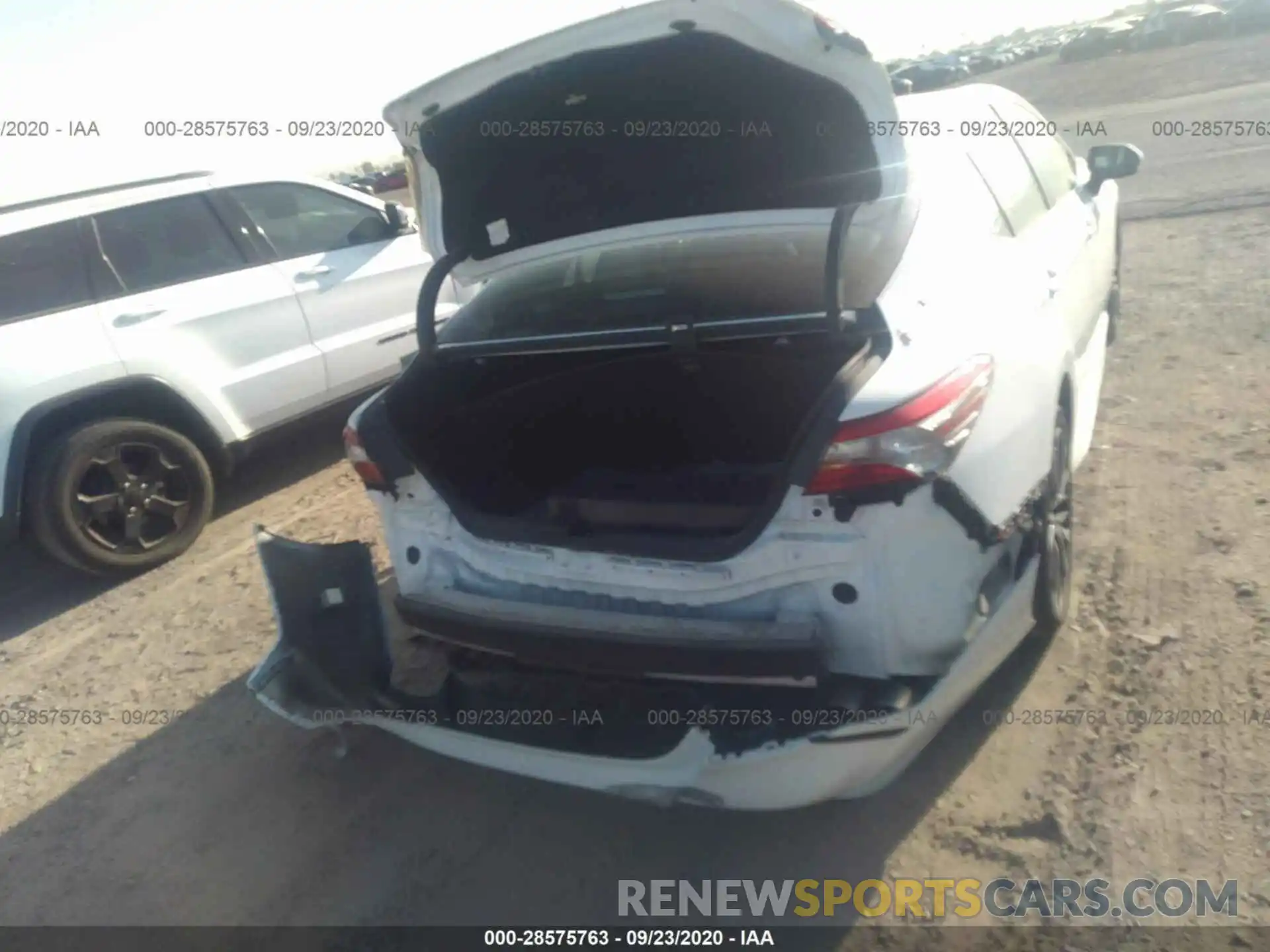 6 Photograph of a damaged car 4T1B11HK7KU258699 TOYOTA CAMRY 2019